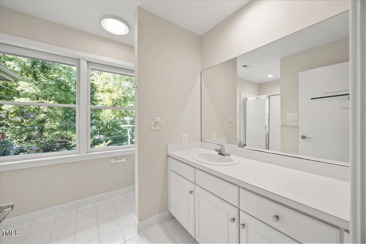 1813 Rolling Road Chapel Hill NC 27514