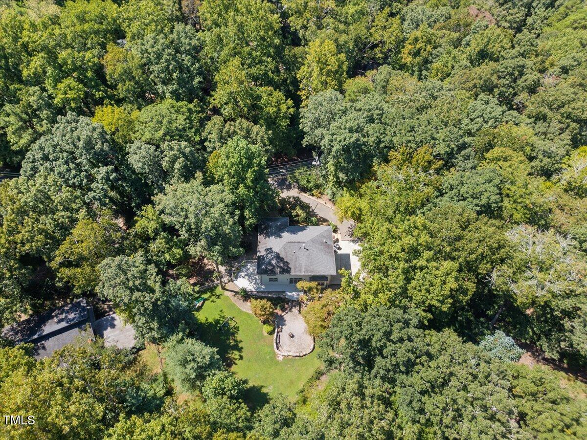 1813 Rolling Road Chapel Hill NC 27514