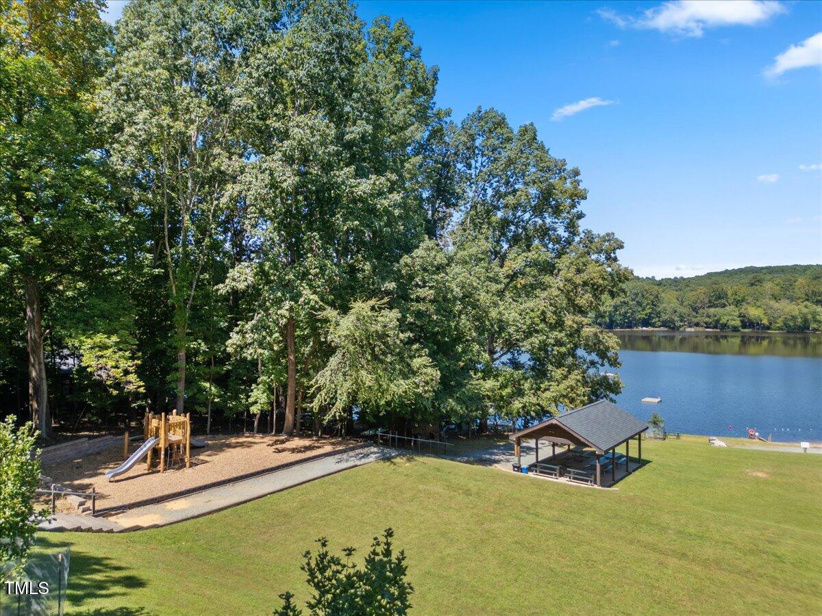 1813 Rolling Road Chapel Hill NC 27514