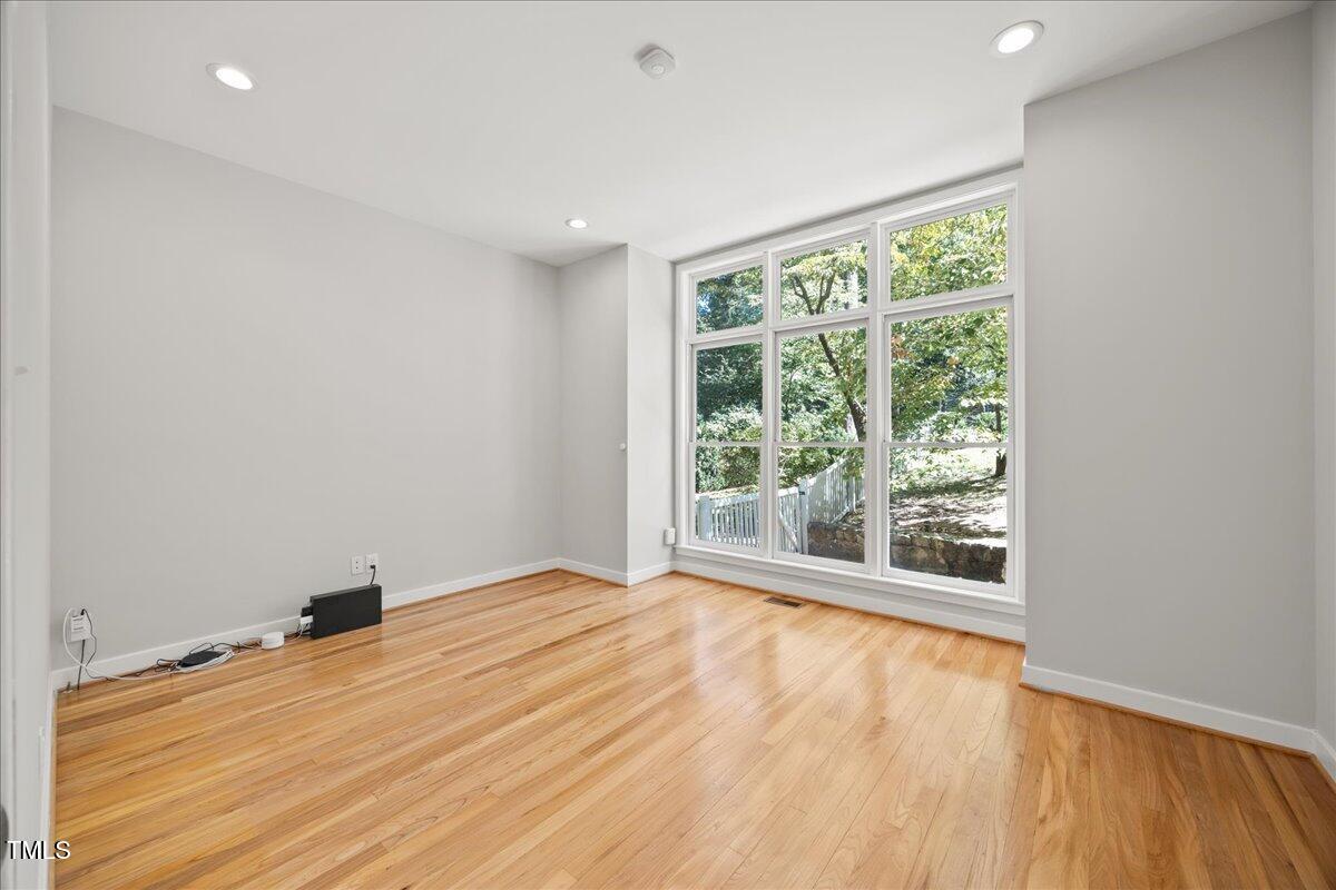 1813 Rolling Road Chapel Hill NC 27514