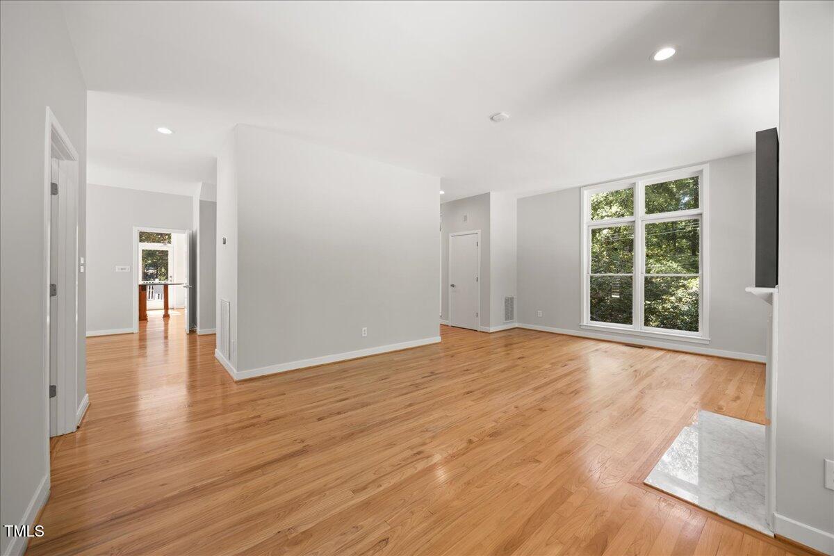 1813 Rolling Road Chapel Hill NC 27514