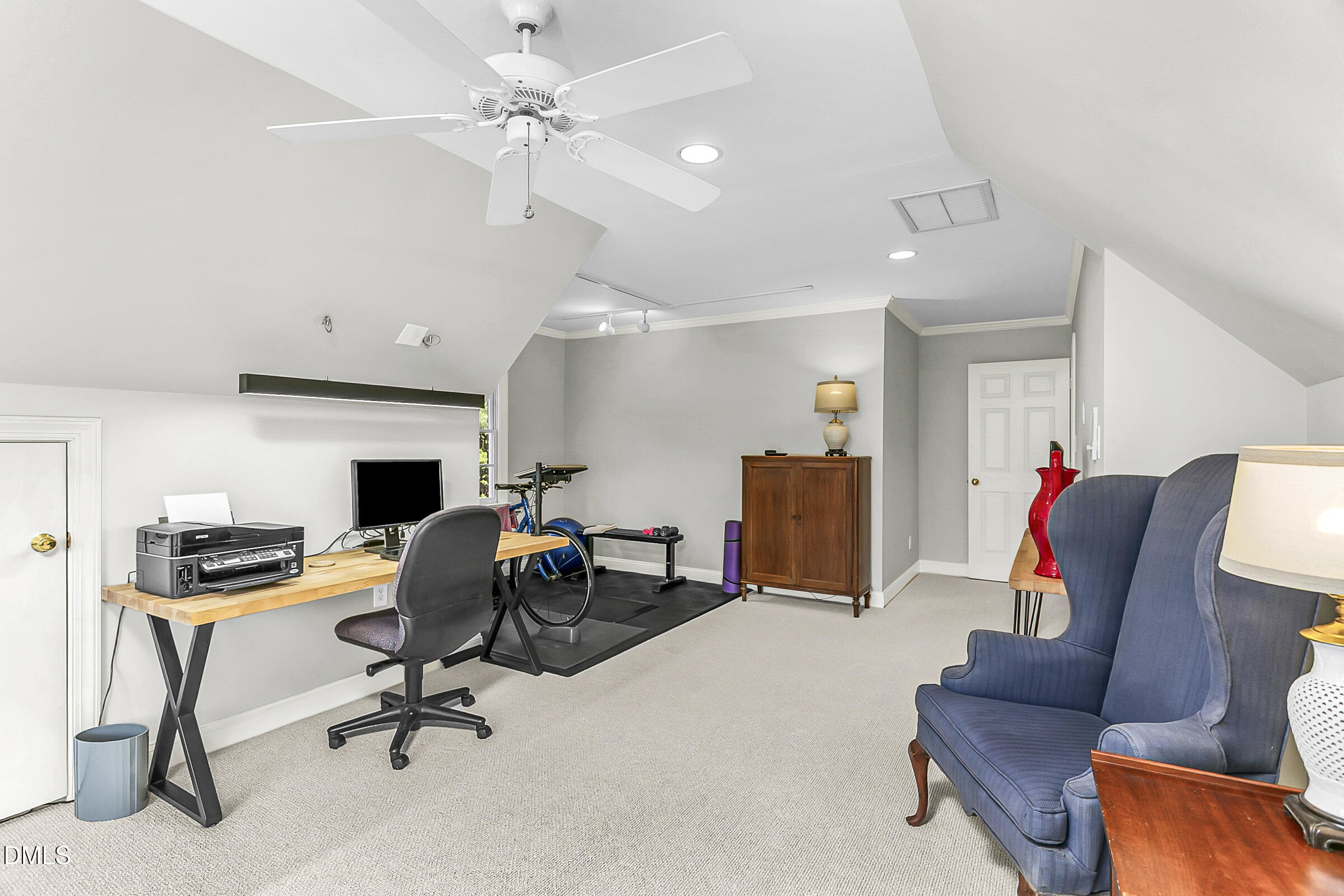 217 Stratford Drive Chapel Hill NC 27516