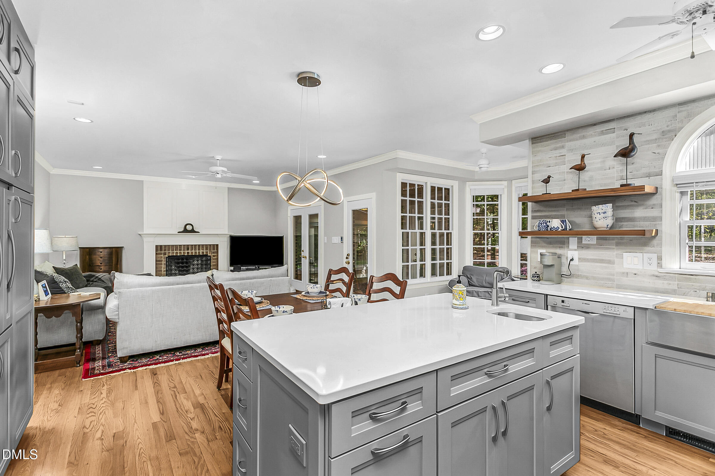 217 Stratford Drive Chapel Hill NC 27516