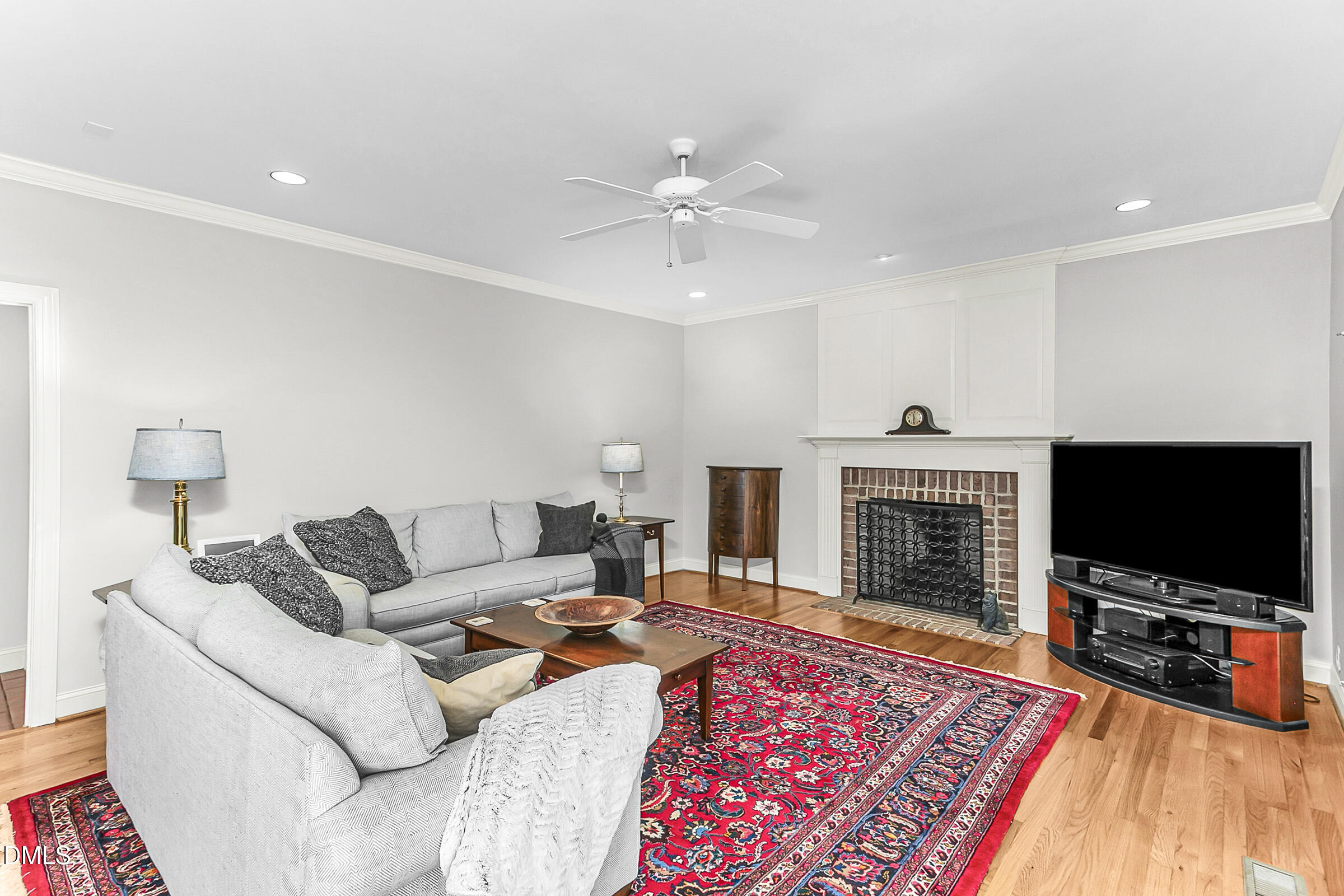 217 Stratford Drive Chapel Hill NC 27516