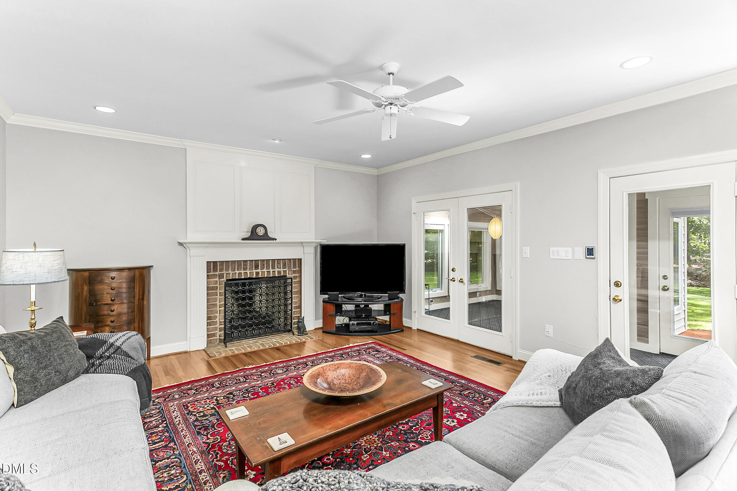 217 Stratford Drive Chapel Hill NC 27516