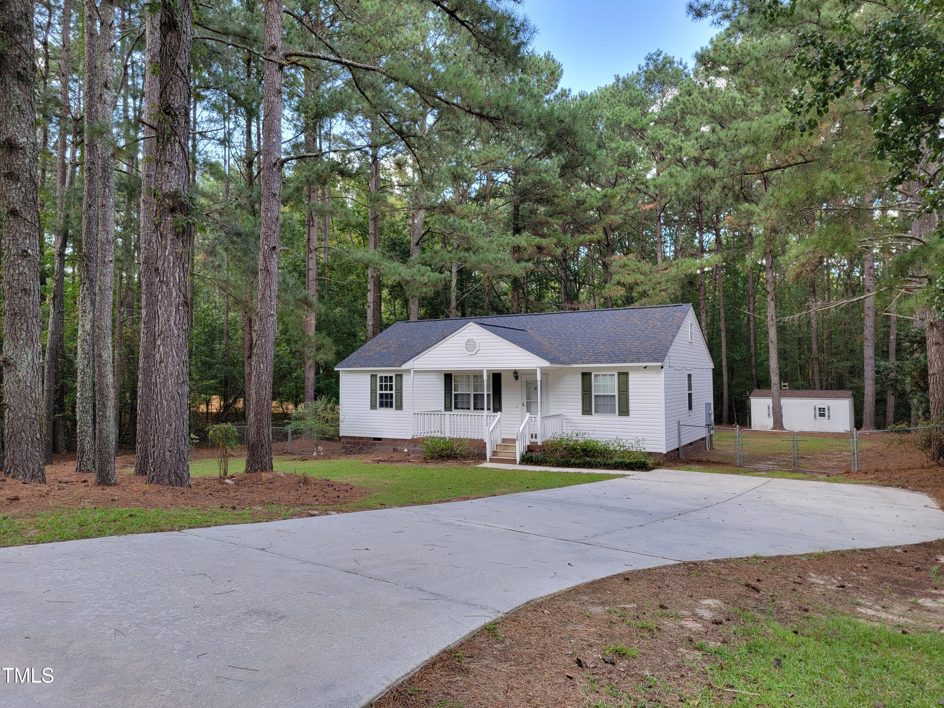 129 Hammerstone Drive Fuquay Varina NC 27526