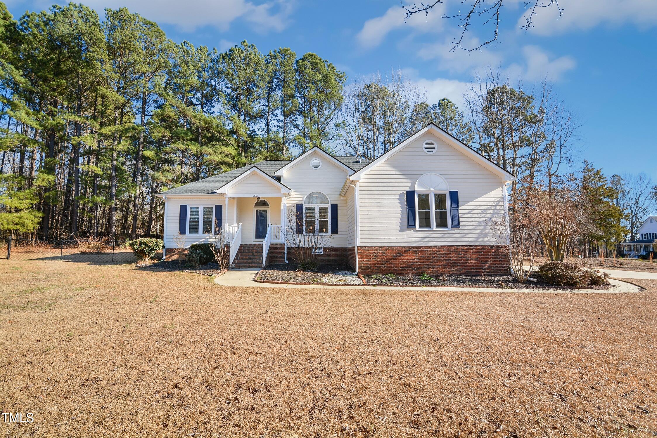 808 Kinsman Court Raleigh NC 27603
