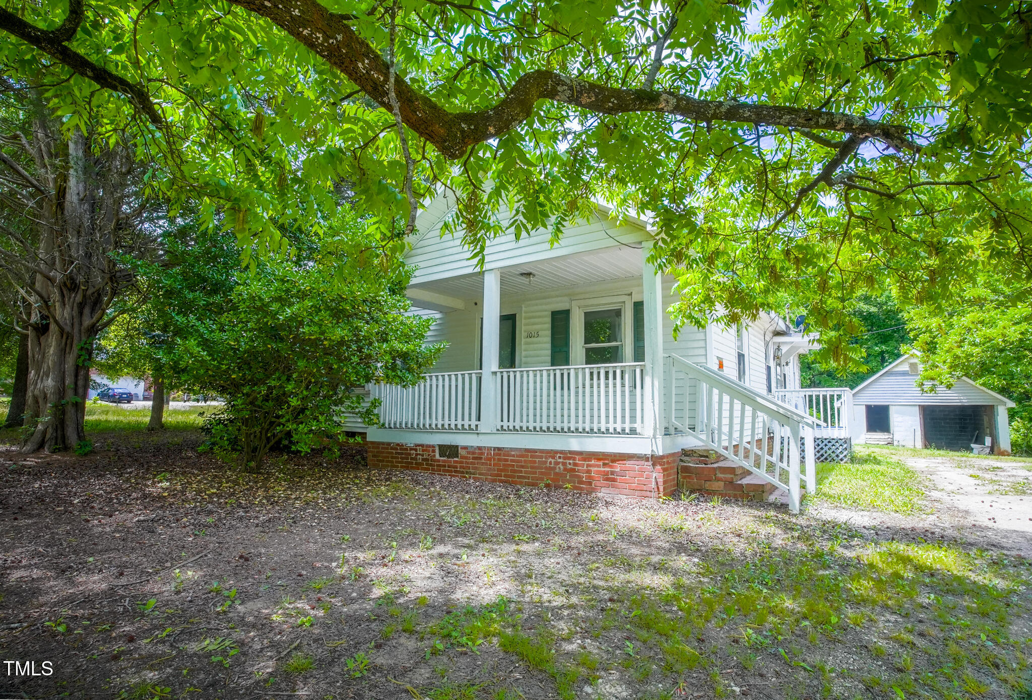 1015 Cross Link Road Raleigh NC 27610