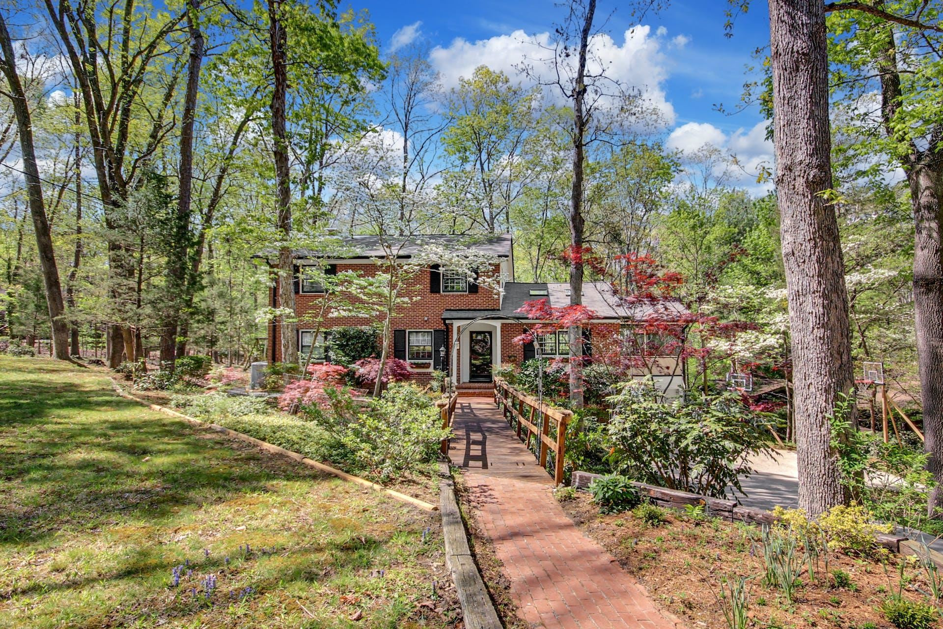 311 Avalon Court Chapel Hill NC 27514
