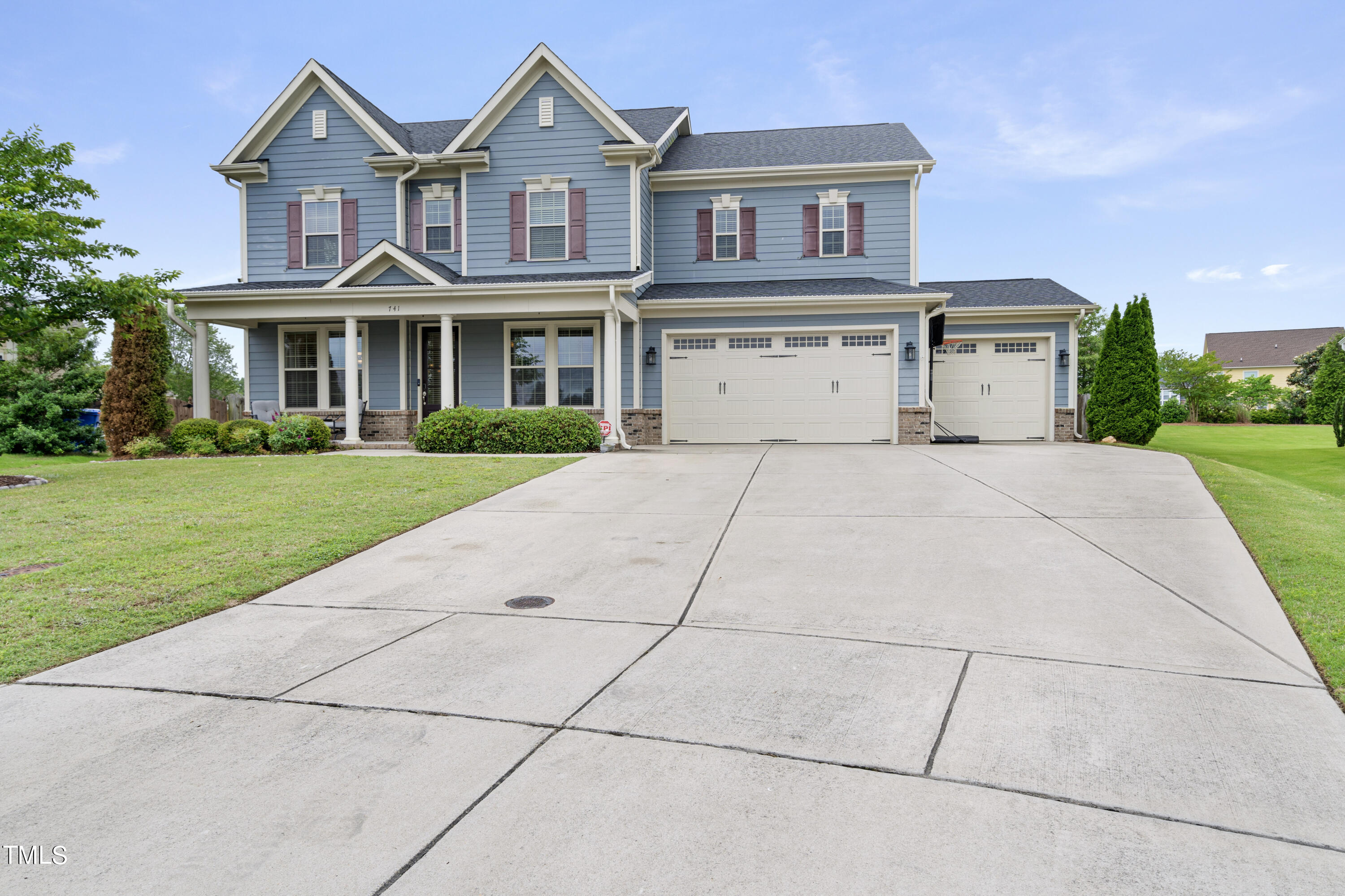 741 Kerr Lake Drive Fuquay Varina NC 27526