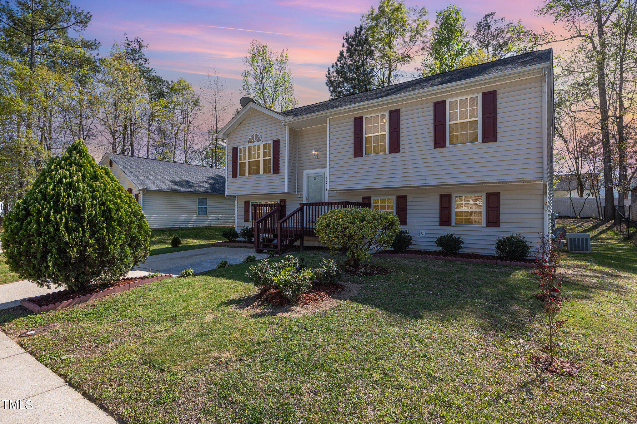3216 Slippery Elm Drive Raleigh NC 27610