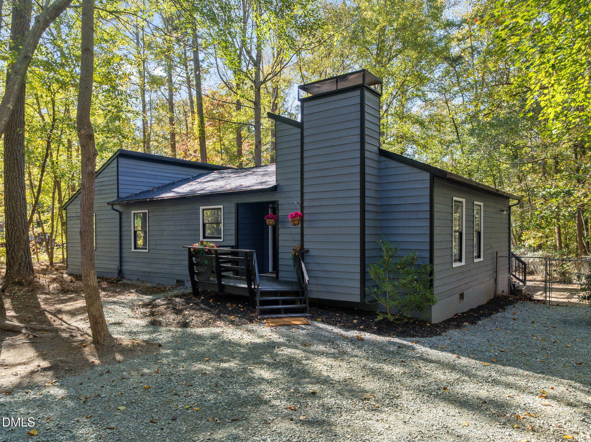 9909 Leslie Drive Chapel Hill NC 27516