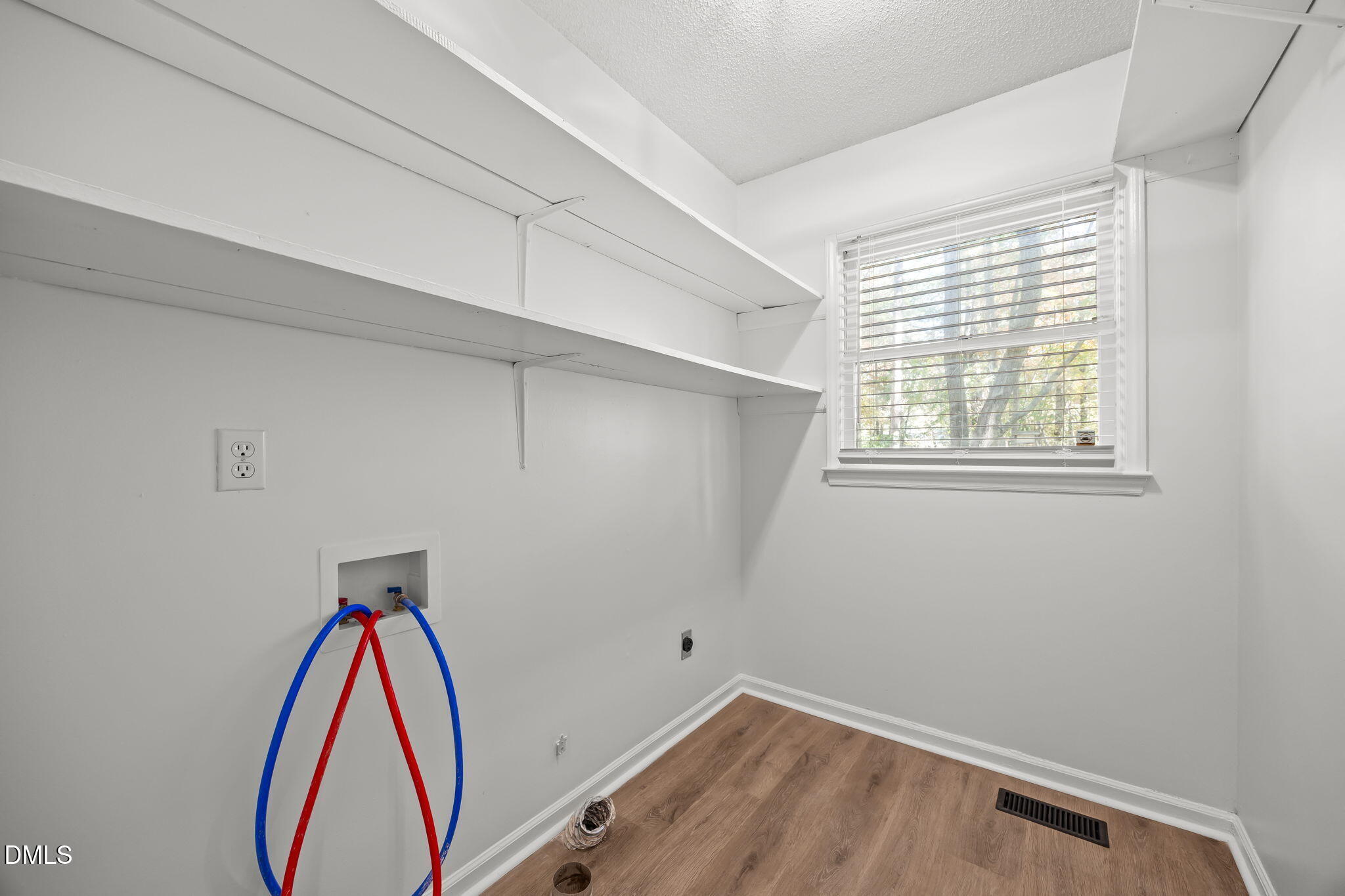 9909 Leslie Drive Chapel Hill NC 27516