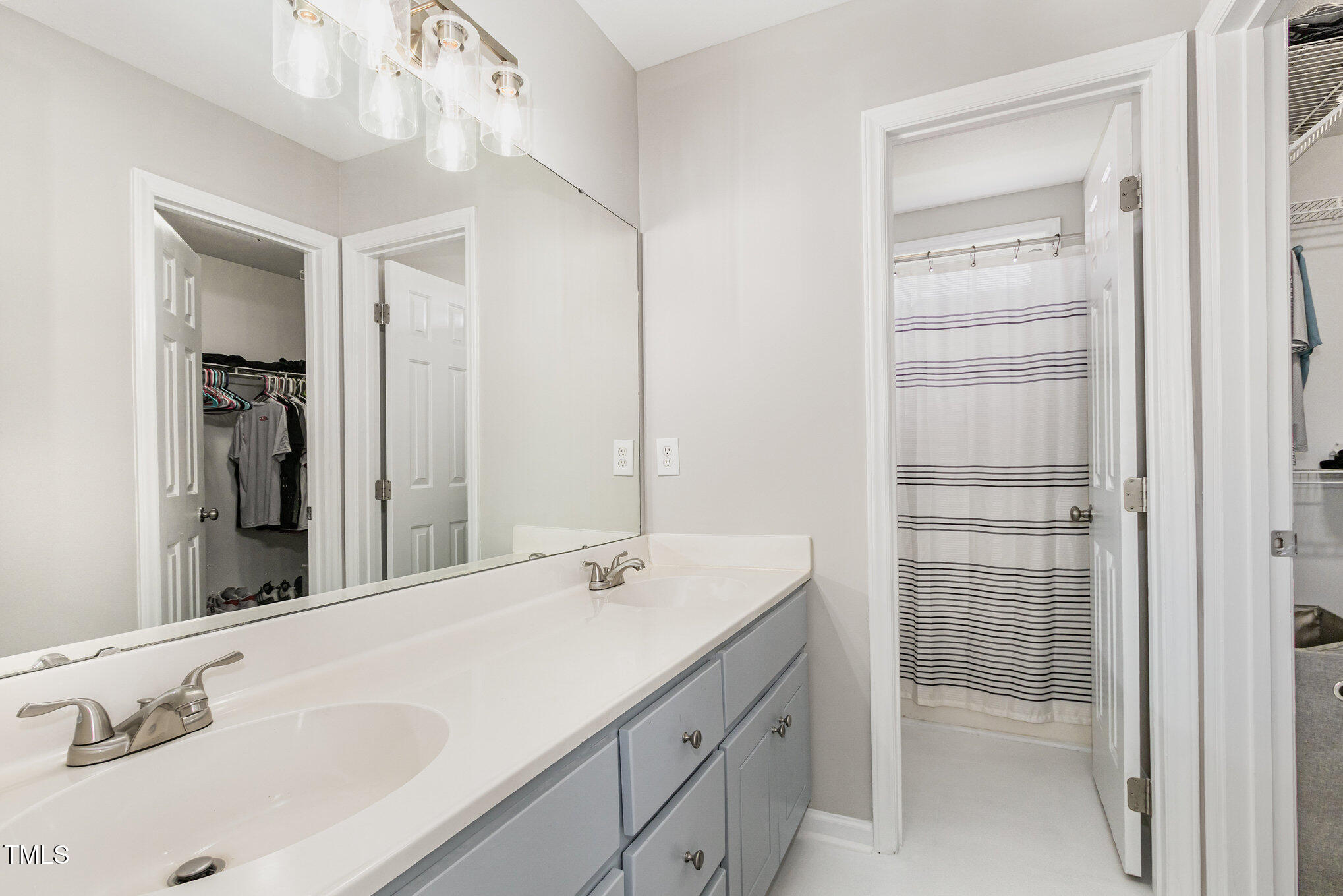 2008 Mckinnon Drive Clayton NC 27520