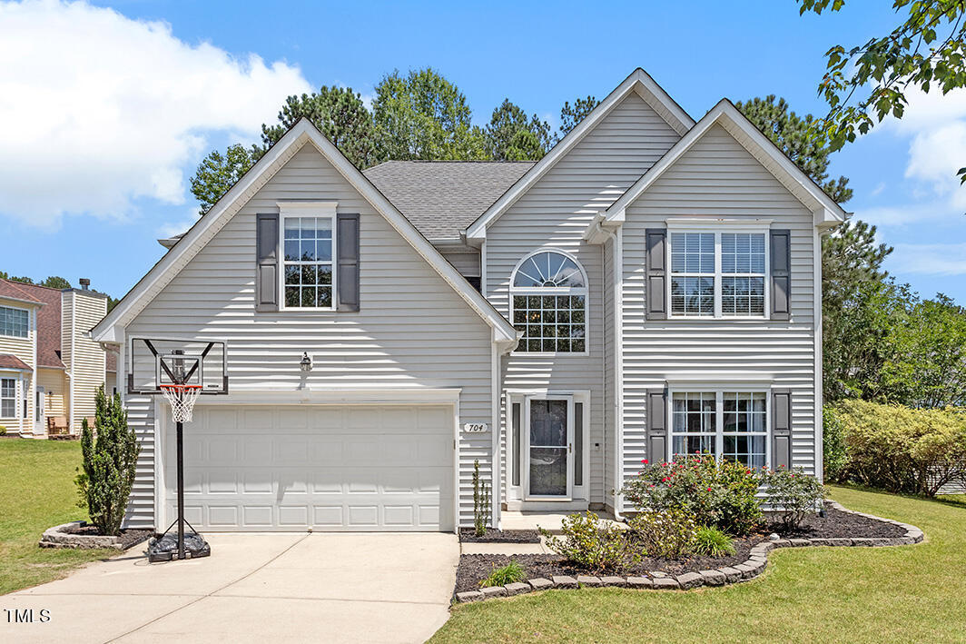 704 Holly Thorn Trace Holly Springs NC 27540