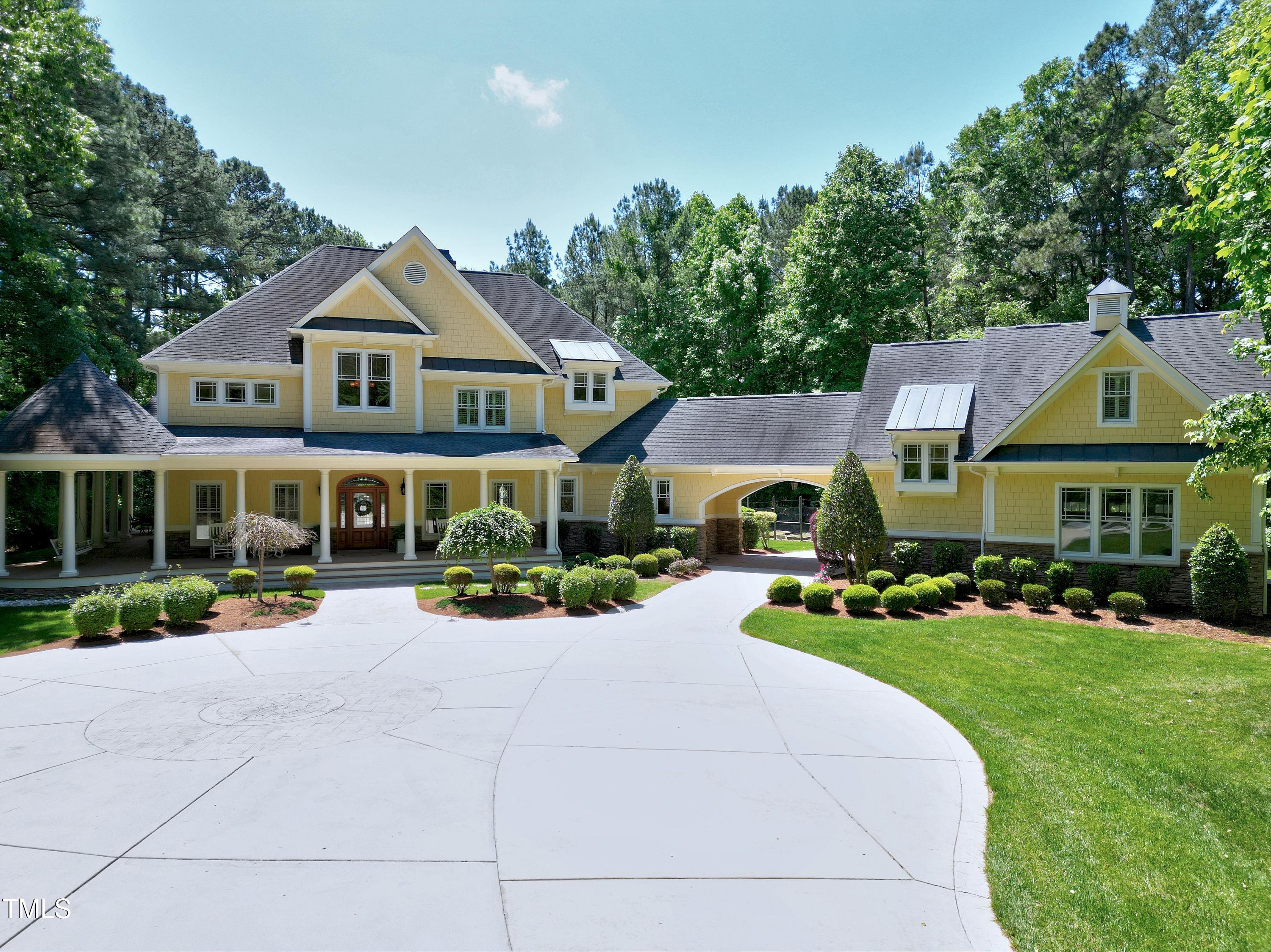 5318 Burning Oak Court Raleigh NC 27606