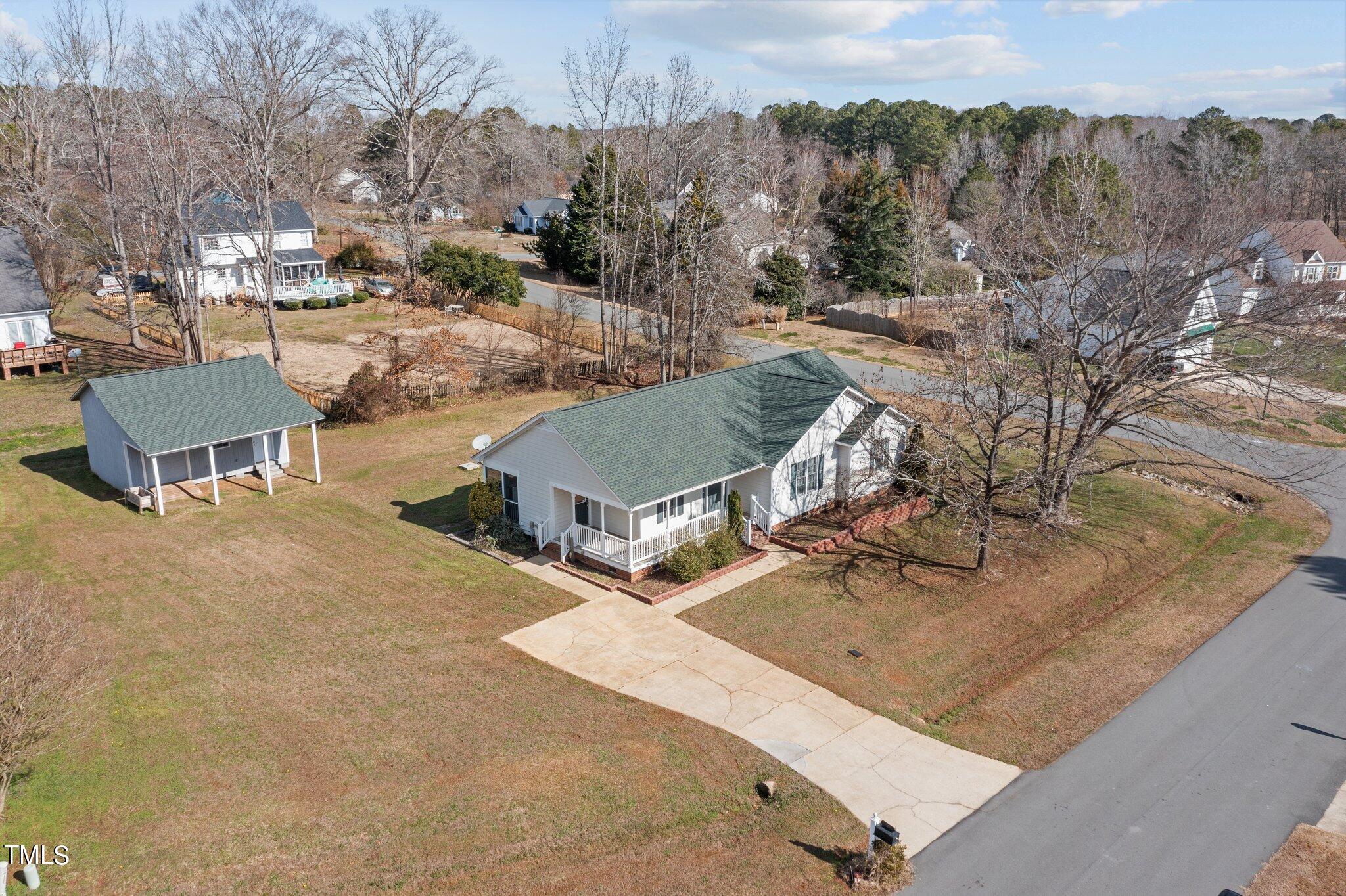 2316 Stoneborough Court Fuquay Varina NC 27526