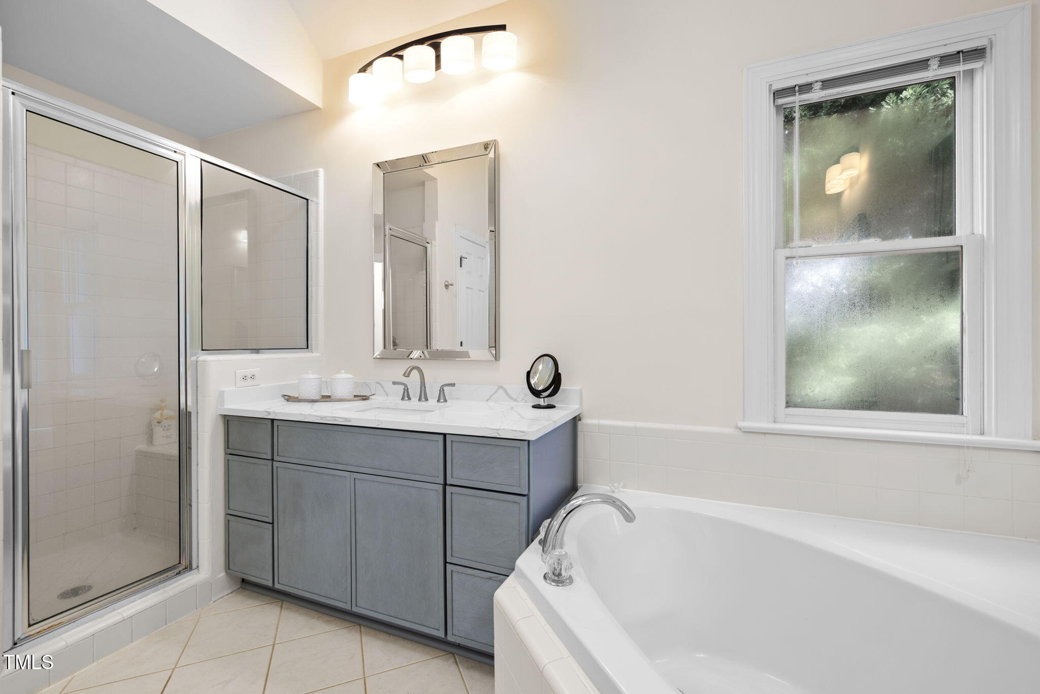 108 Nuttree Lane Chapel Hill NC 27516