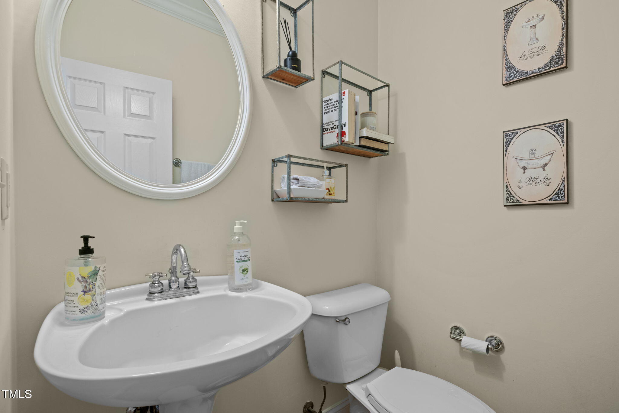 108 Nuttree Lane Chapel Hill NC 27516