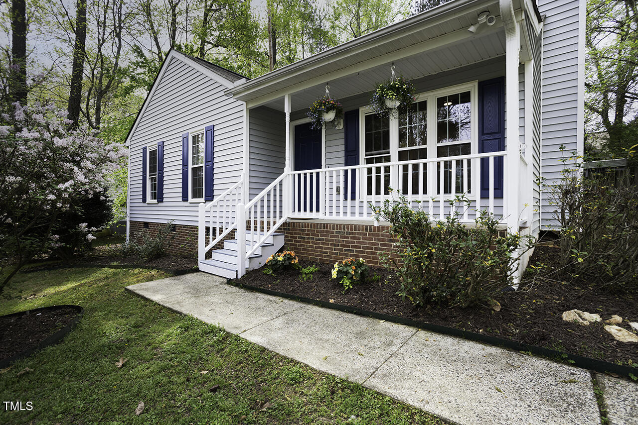 300 Round About Road Holly Springs NC 27540