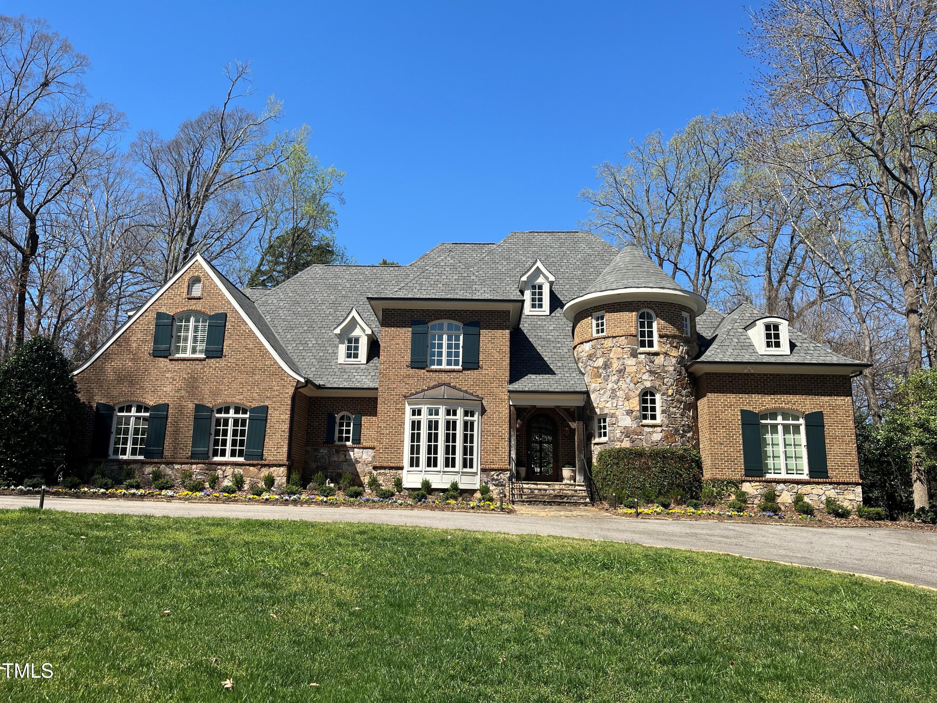 2207 Oxford Road Raleigh NC 27608