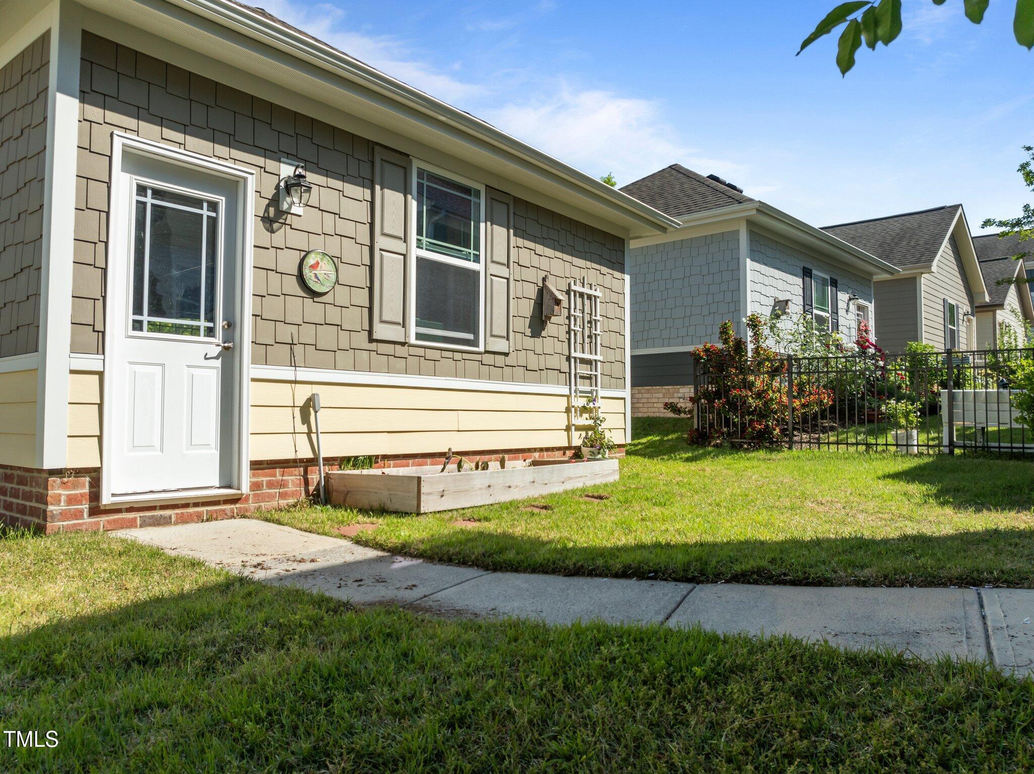 49 Salt Cedar Lane Chapel Hill NC 27516