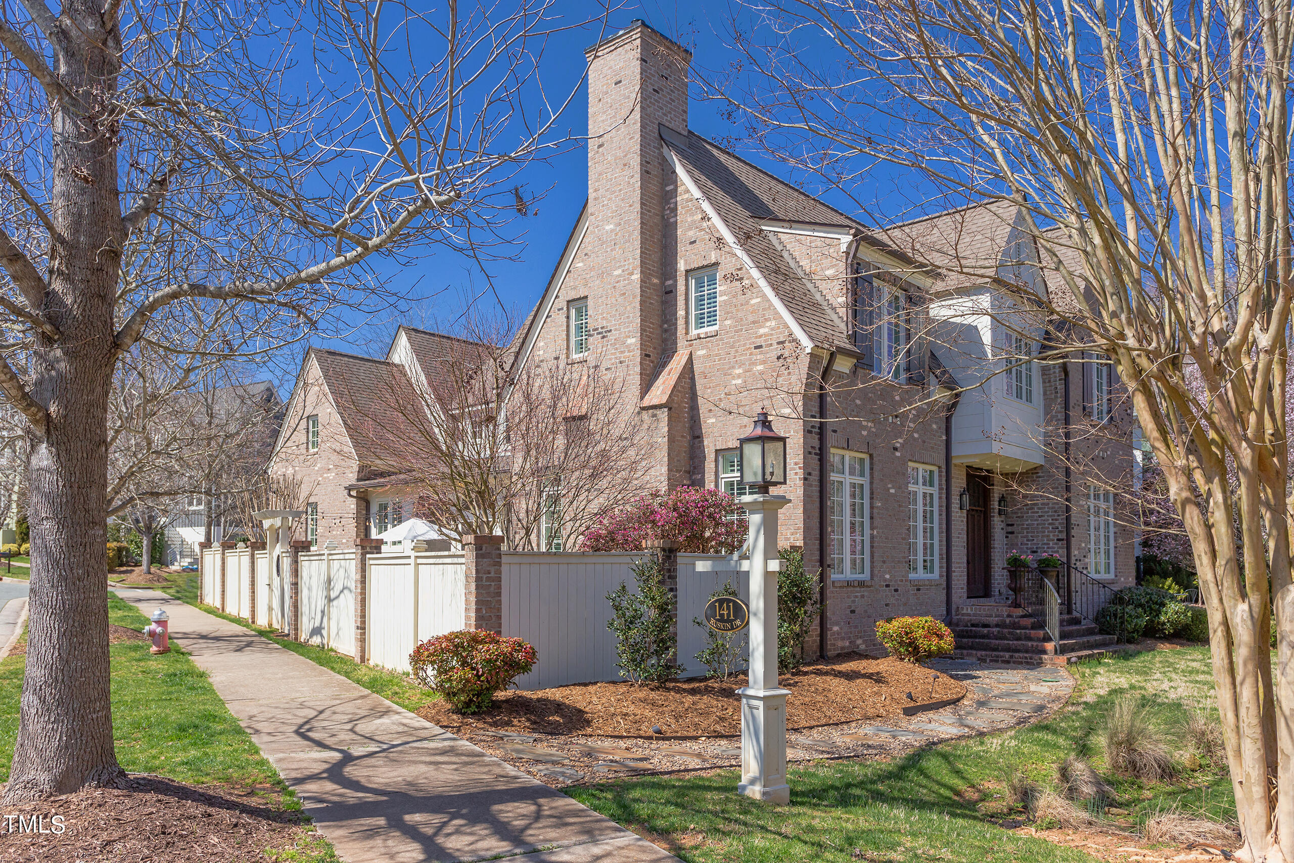 141 Ruskin Drive Chapel Hill NC 27516