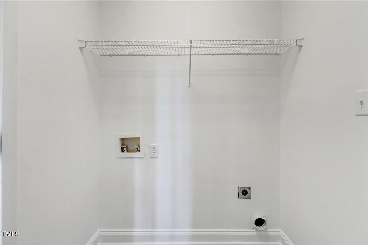 1372 Nc-50 Benson NC 27504