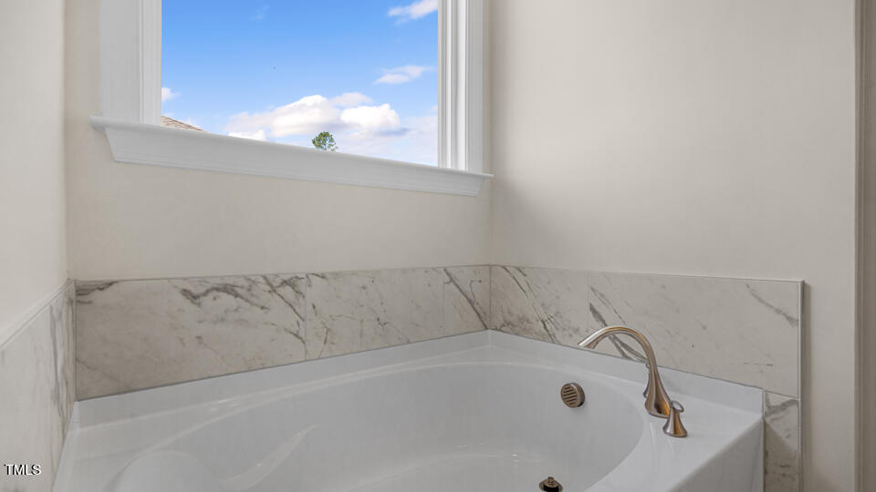 154 Red Jasper Way Clayton NC 27520