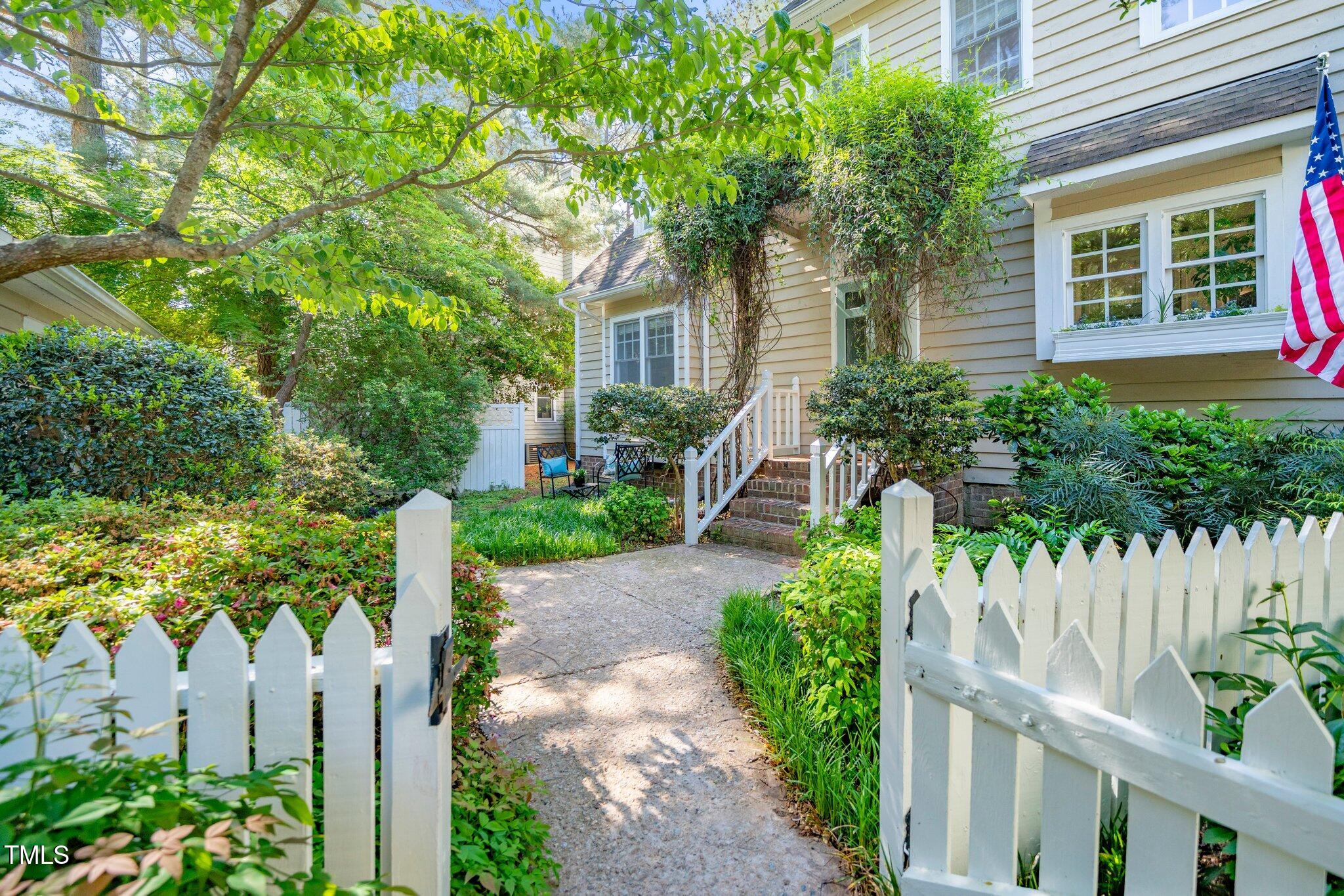 1712 Briarforest Place Raleigh NC 27615