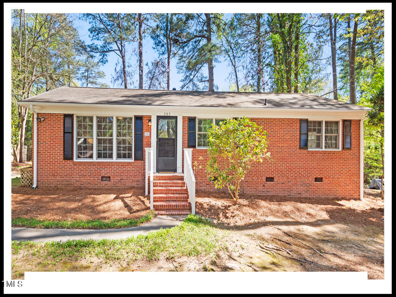 203 Bennington Drive Chapel Hill NC 27516