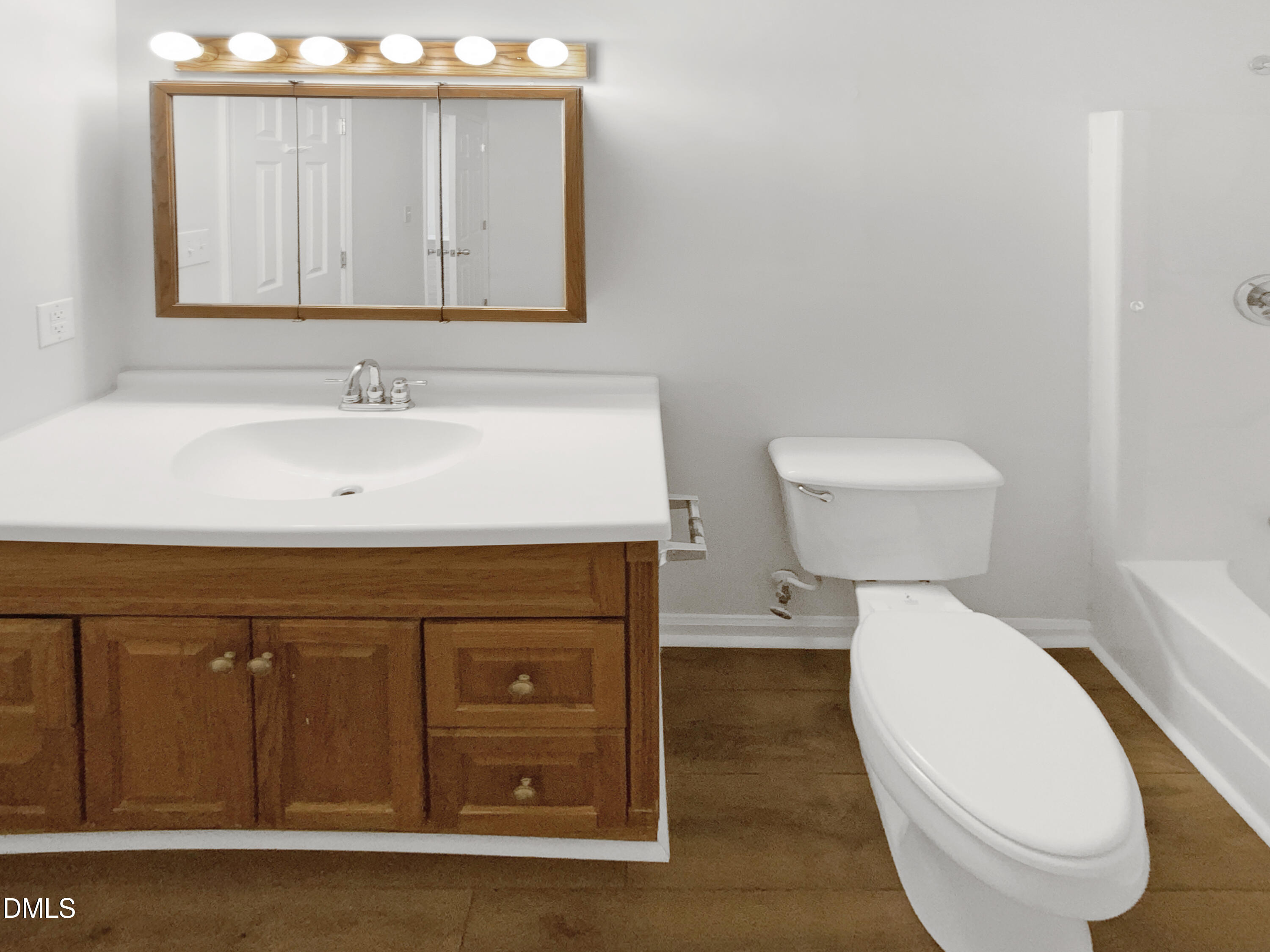 204 Colonial Drive Clayton NC 27527