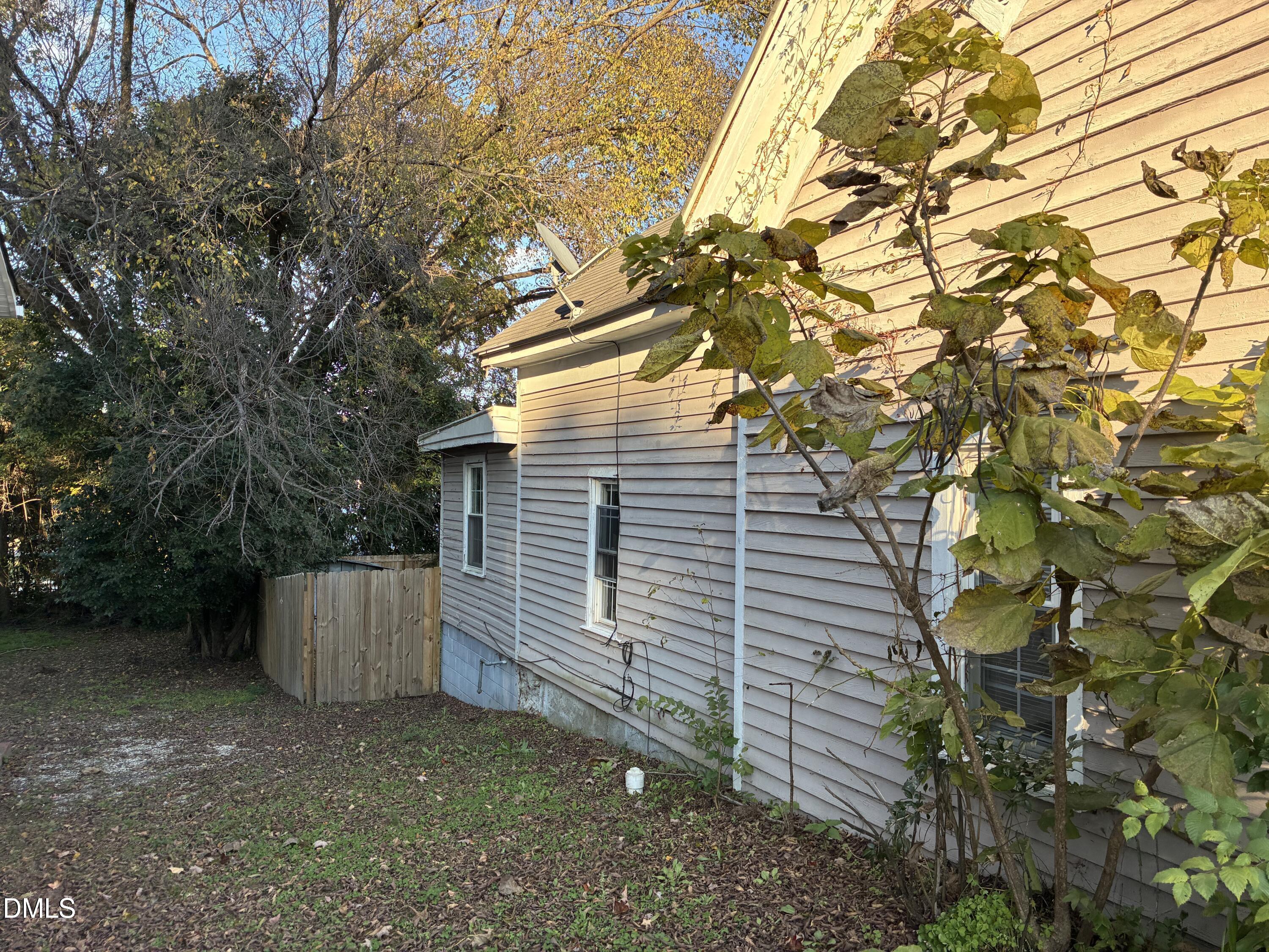 204 W Hill Street Benson NC 27504