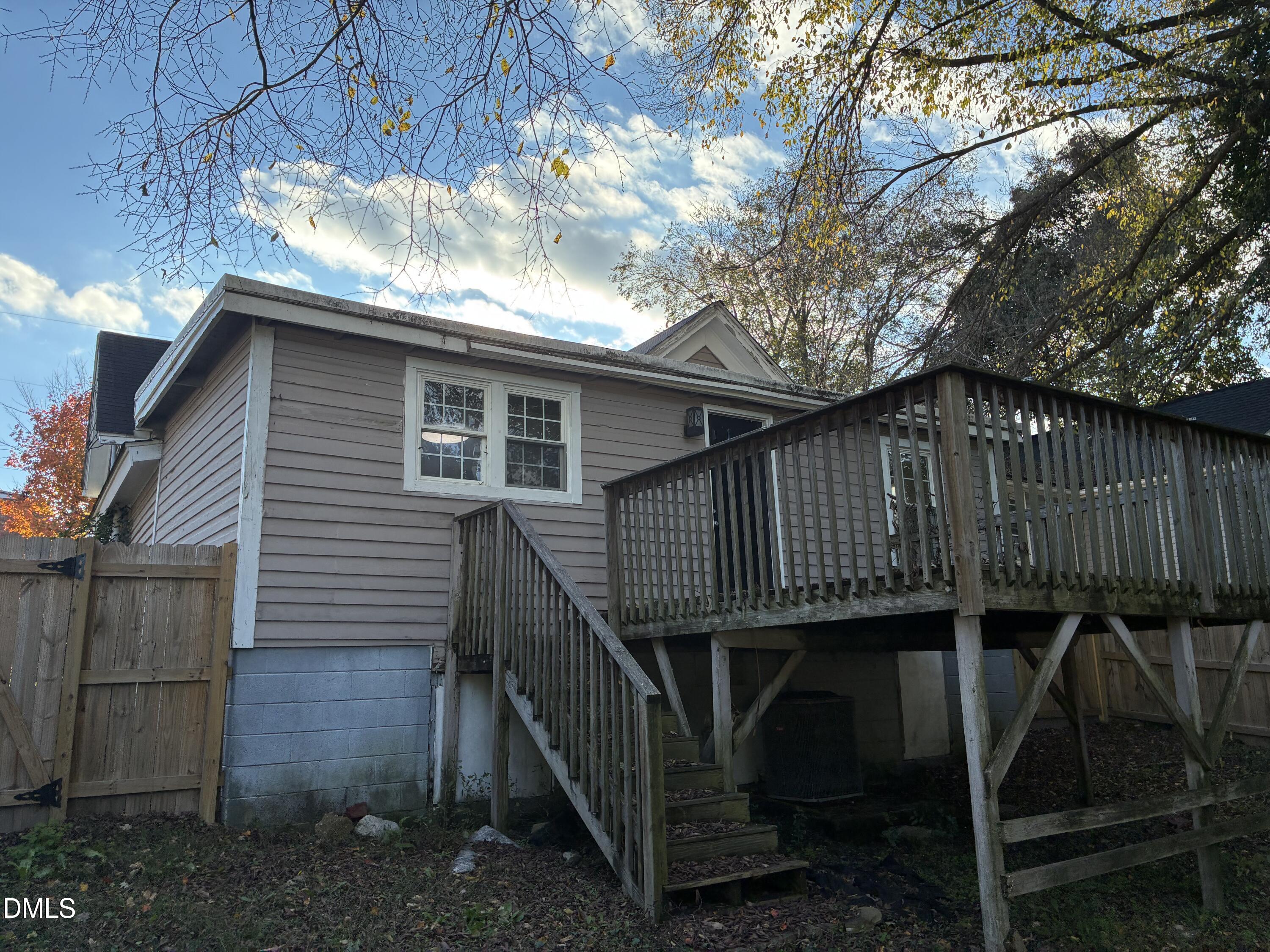 204 W Hill Street Benson NC 27504