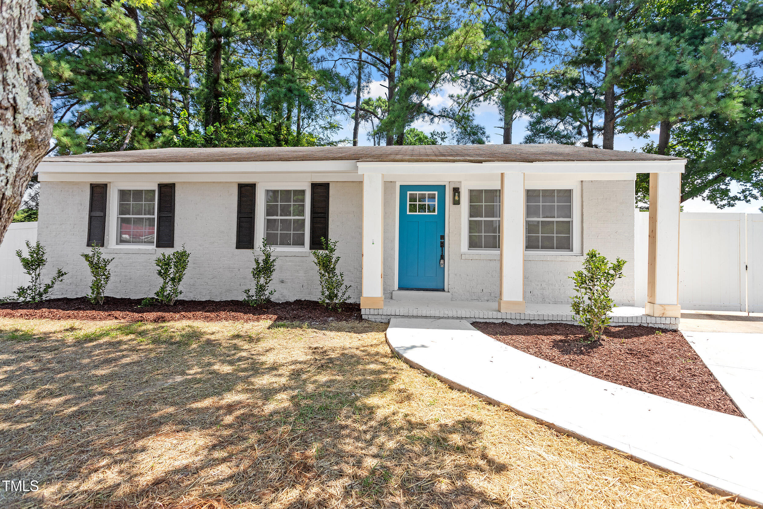 1416 Oakhill Court Raleigh NC 27610