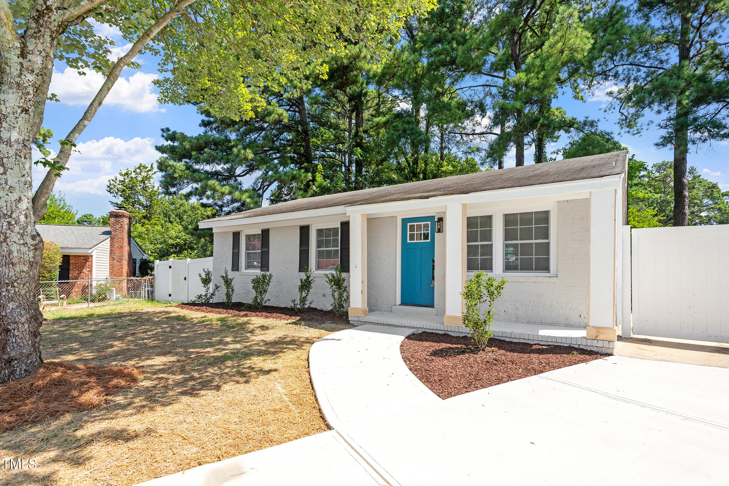 1416 Oakhill Court Raleigh NC 27610