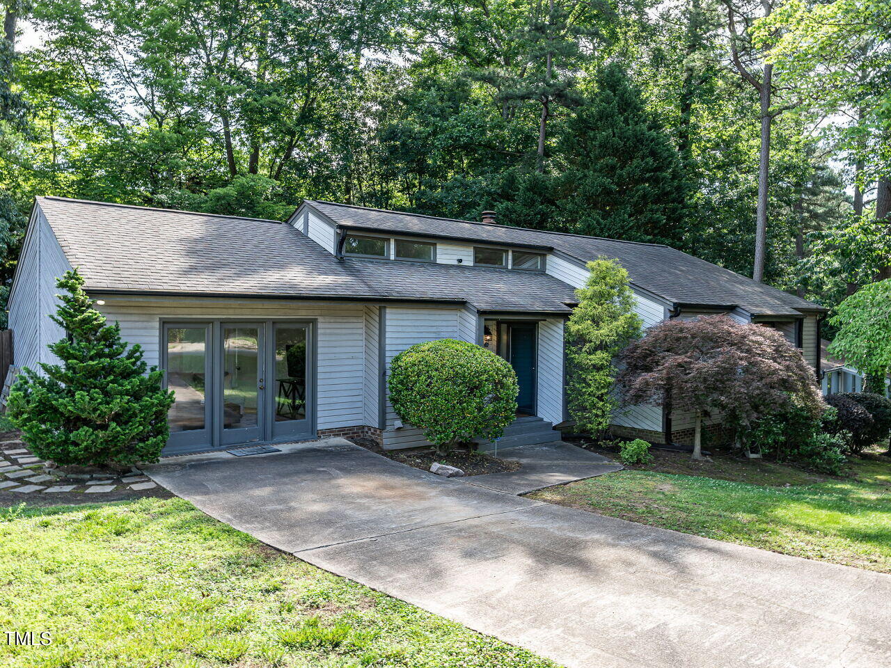 301 Ashebrook Drive Raleigh NC 27609