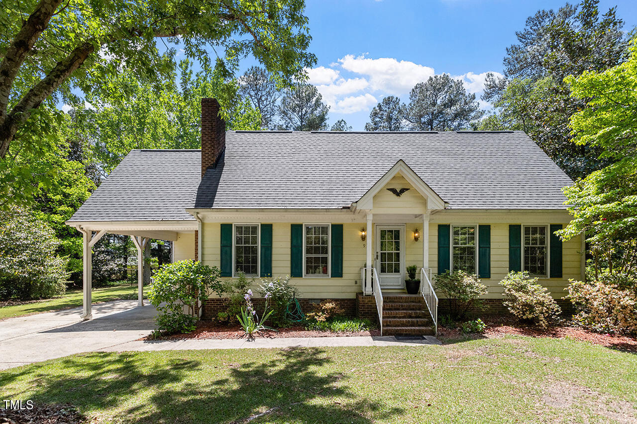 912 Greenbriar Drive Fuquay Varina NC 27526