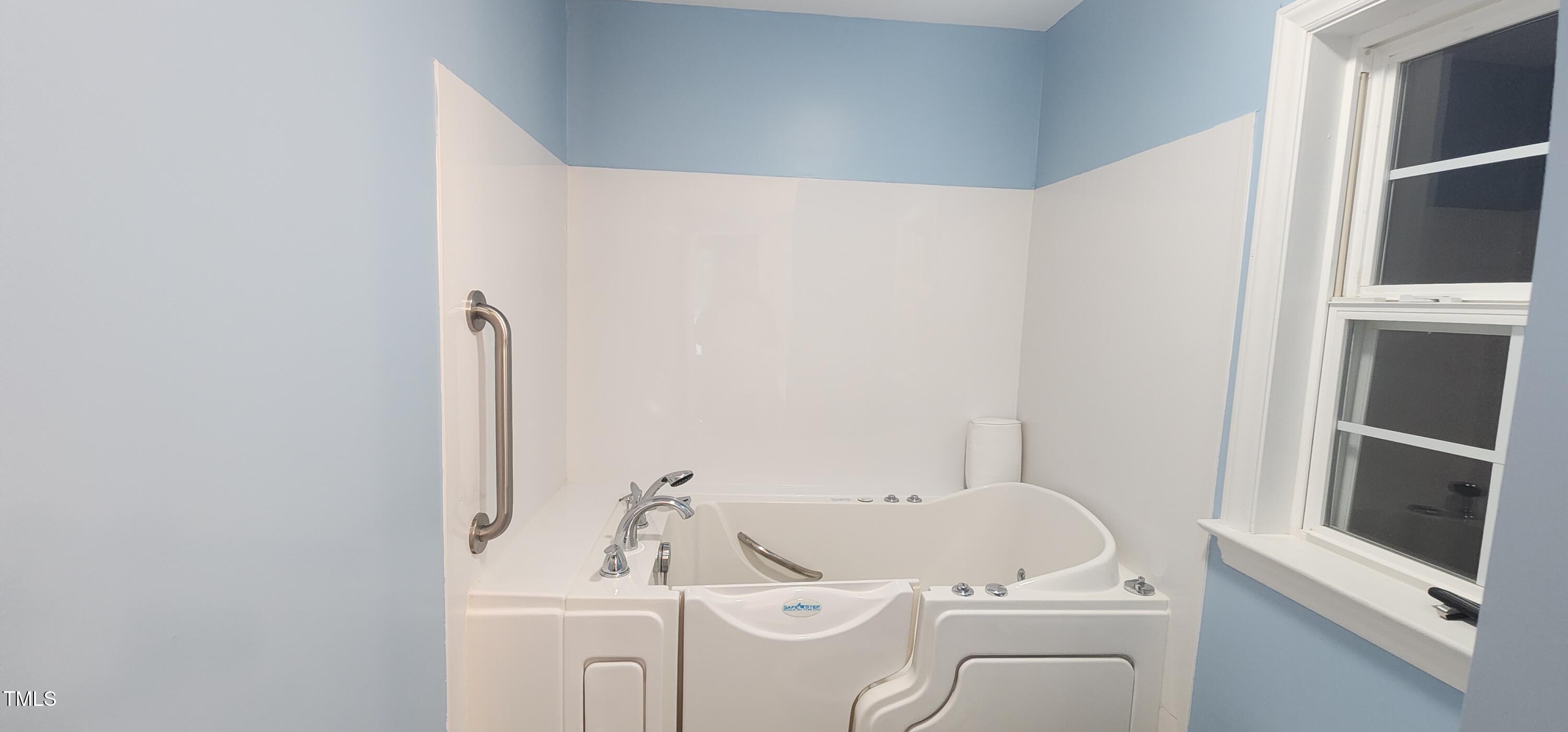 107 Oak Park Drive Benson NC 27504