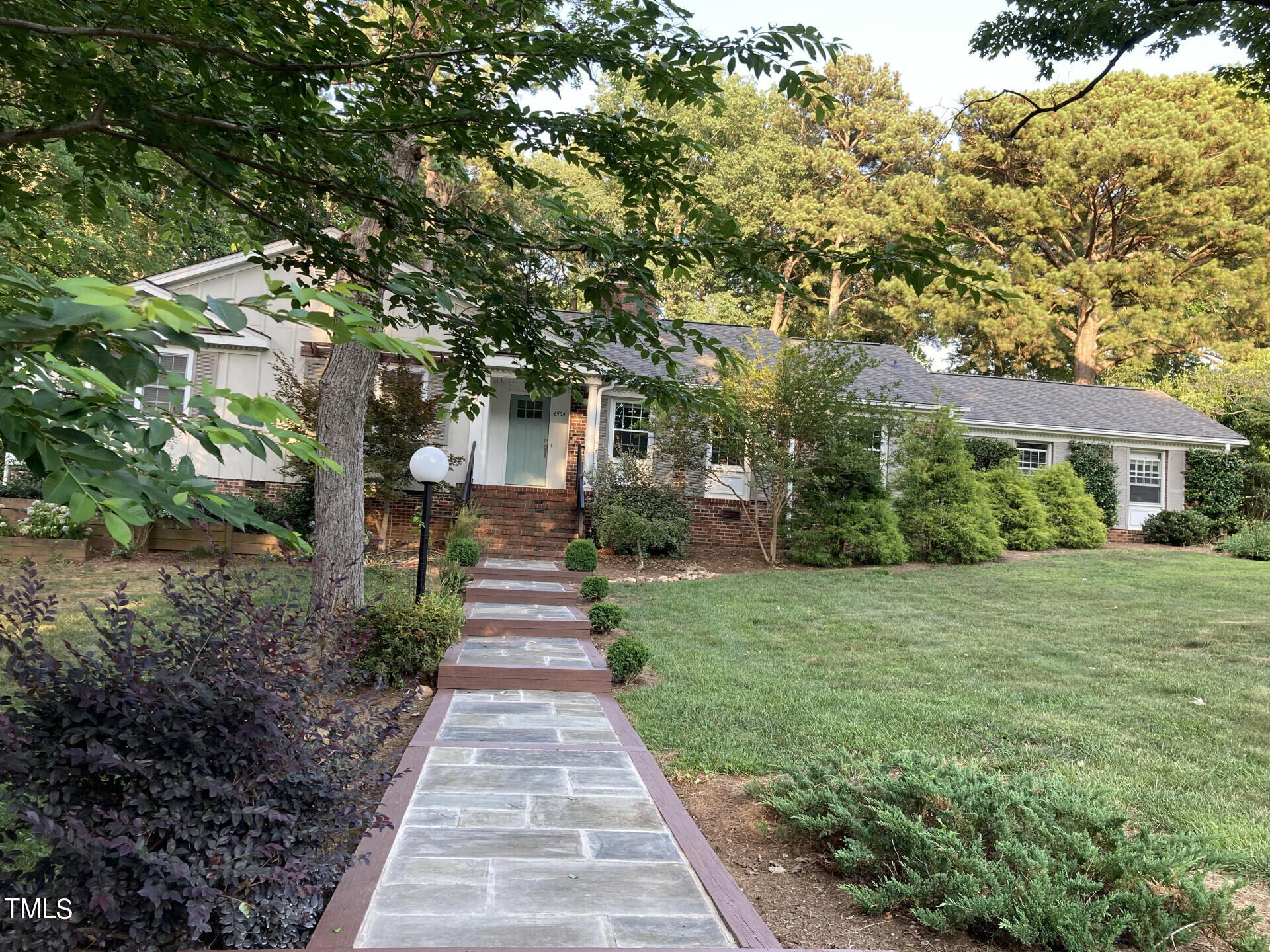 6904 Oak Ridge Drive Raleigh NC 27612