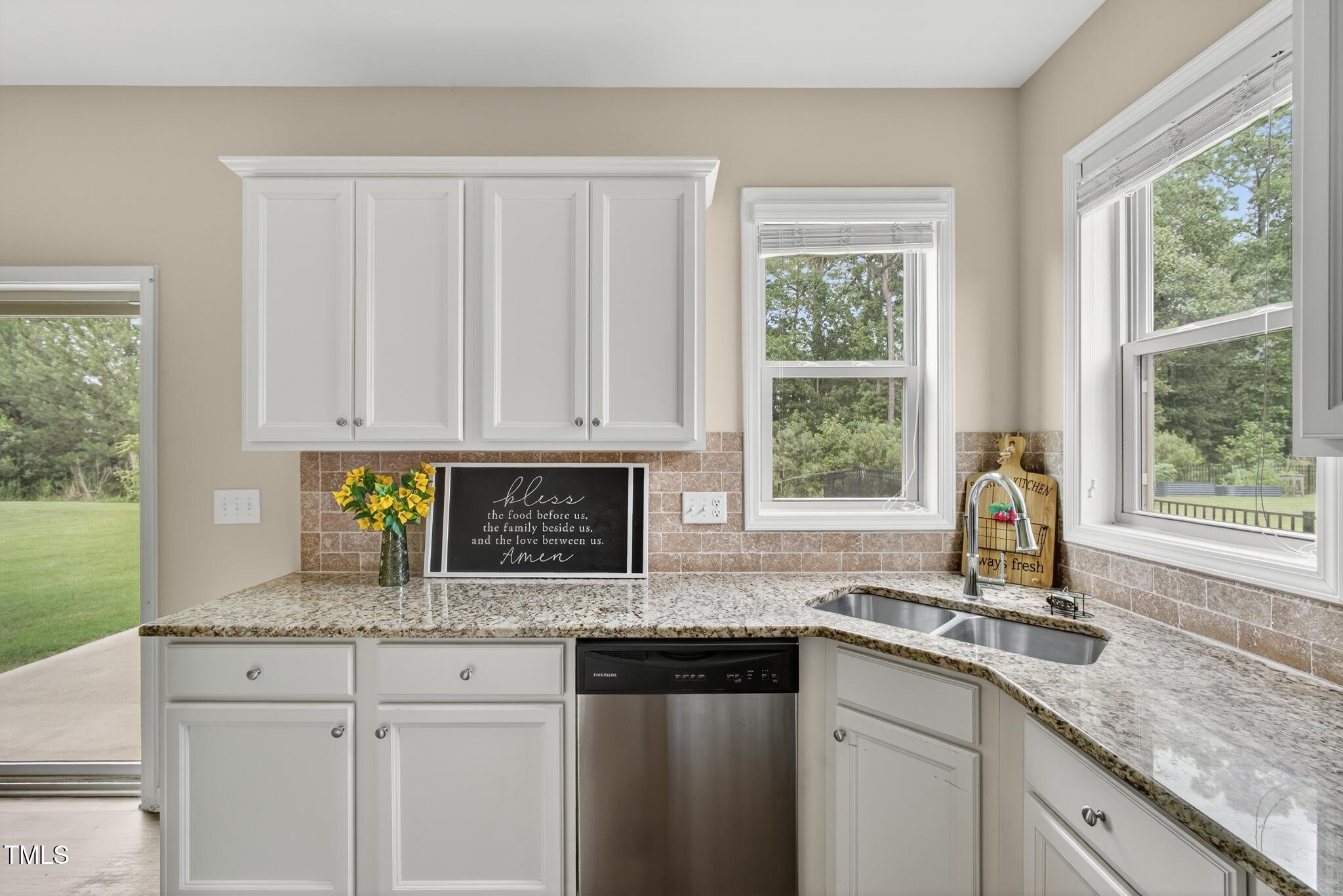 102 N Porcenna Lane Clayton NC 27527