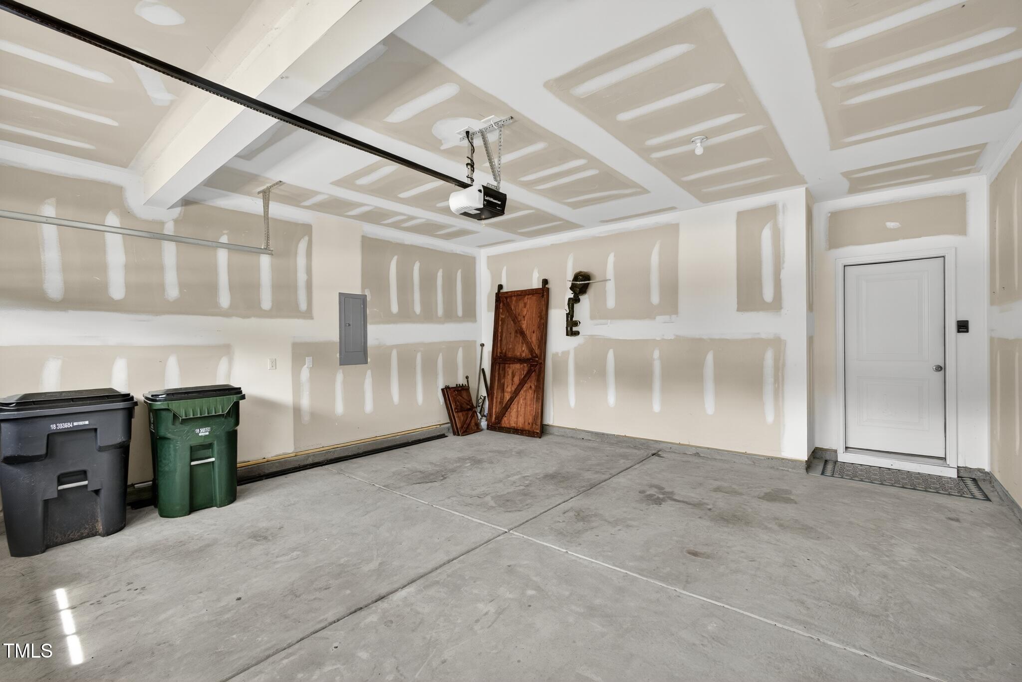 102 N Porcenna Lane Clayton NC 27527