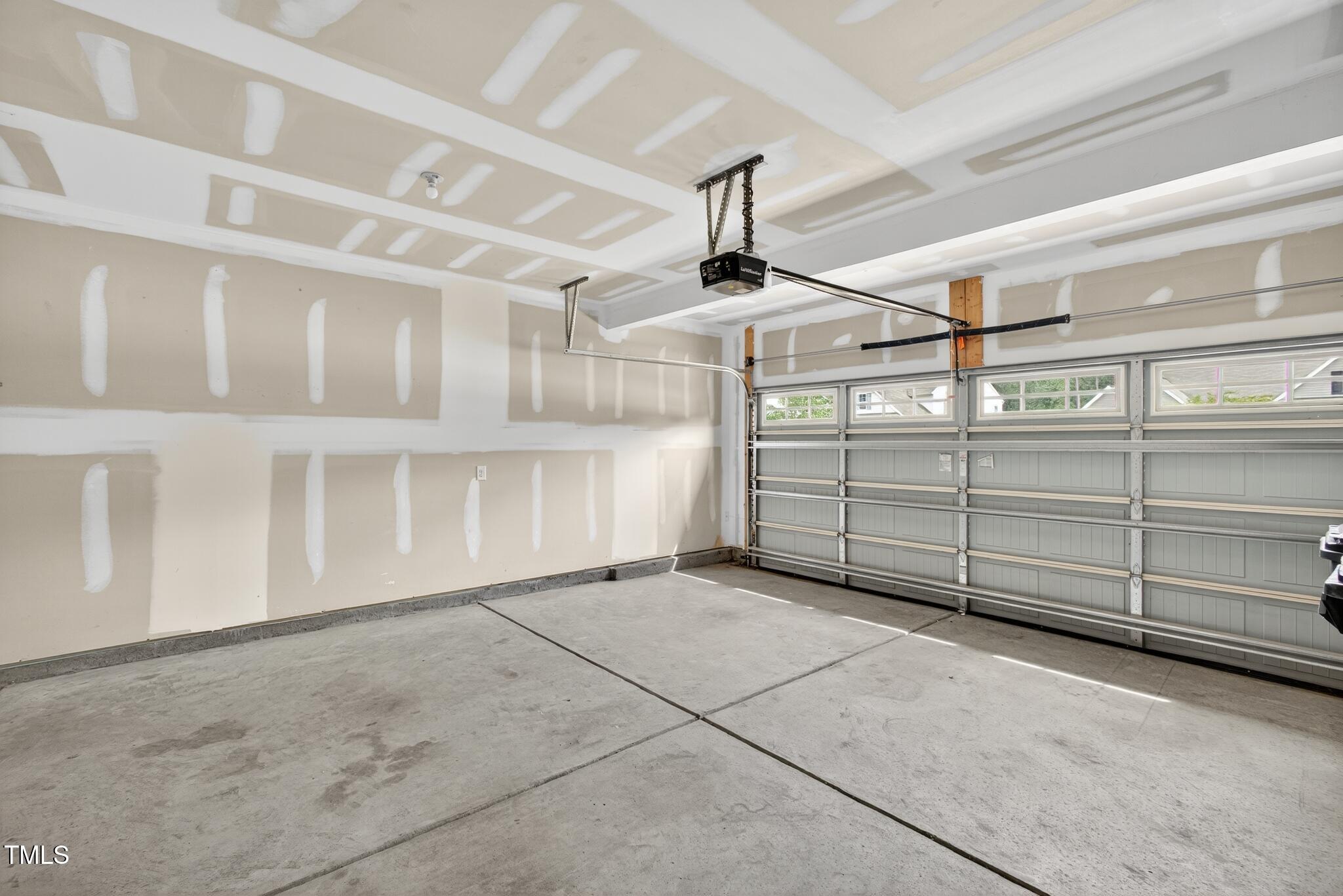 102 N Porcenna Lane Clayton NC 27527