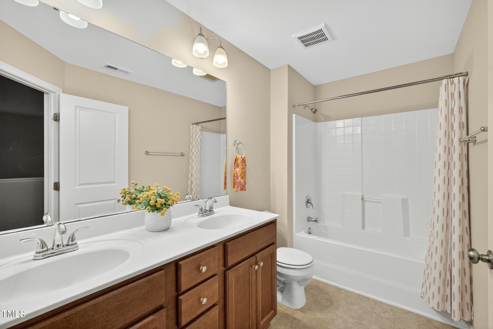 102 N Porcenna Lane Clayton NC 27527