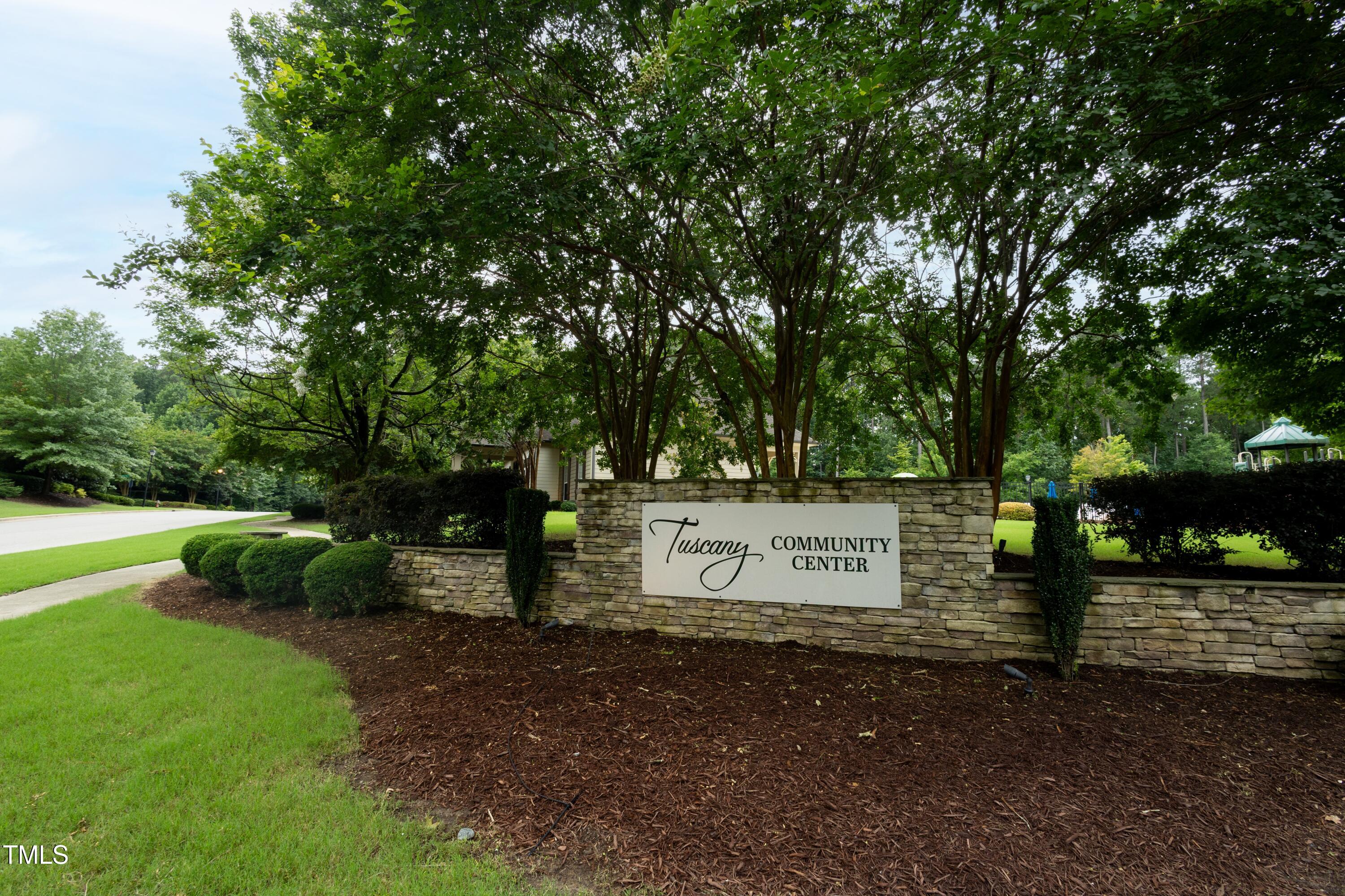 102 N Porcenna Lane Clayton NC 27527