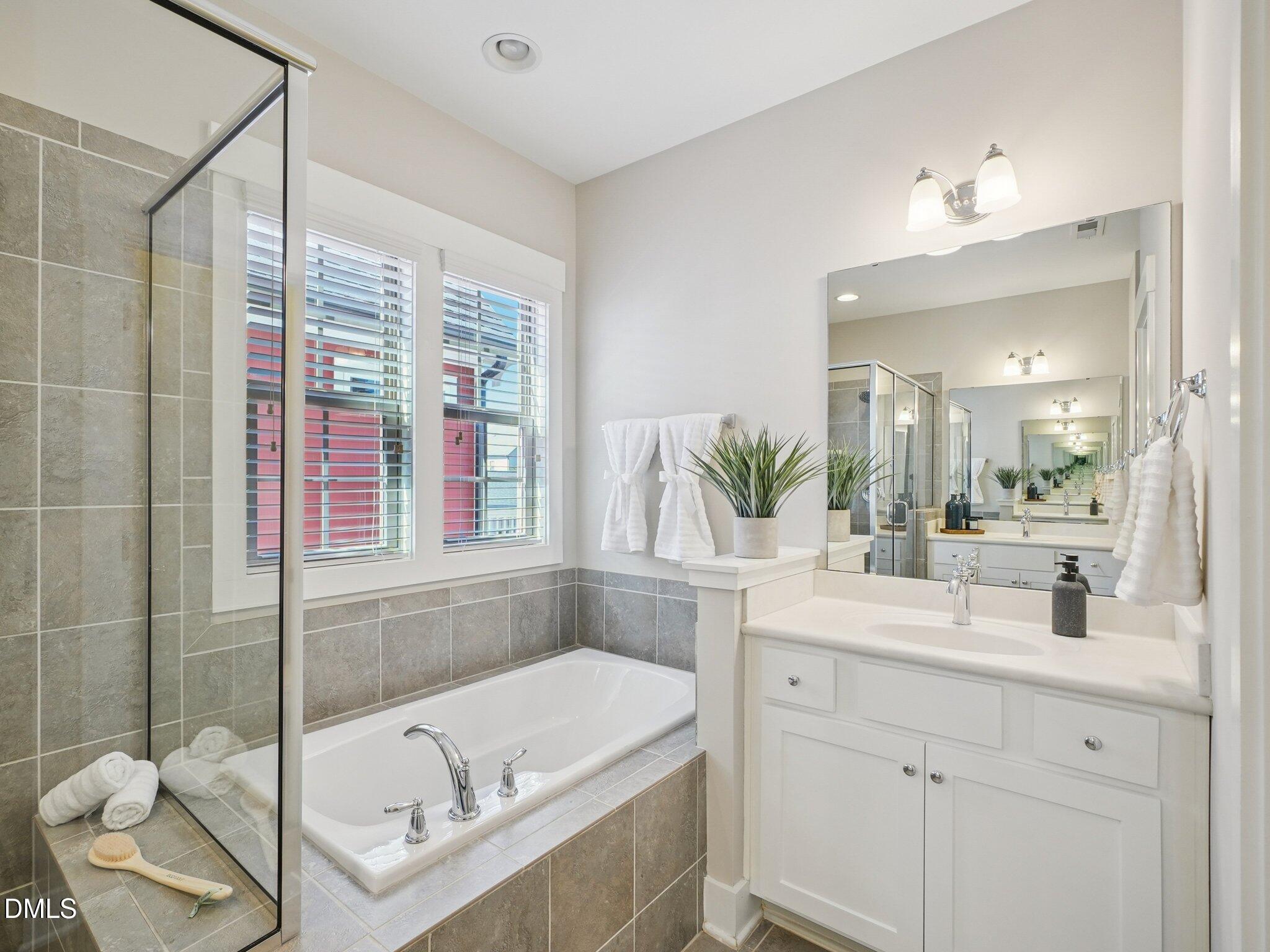 18 Monarch Trail Chapel Hill NC 27516