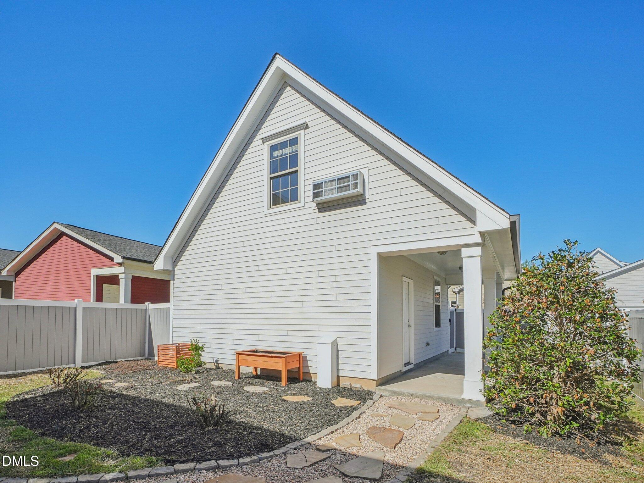 18 Monarch Trail Chapel Hill NC 27516