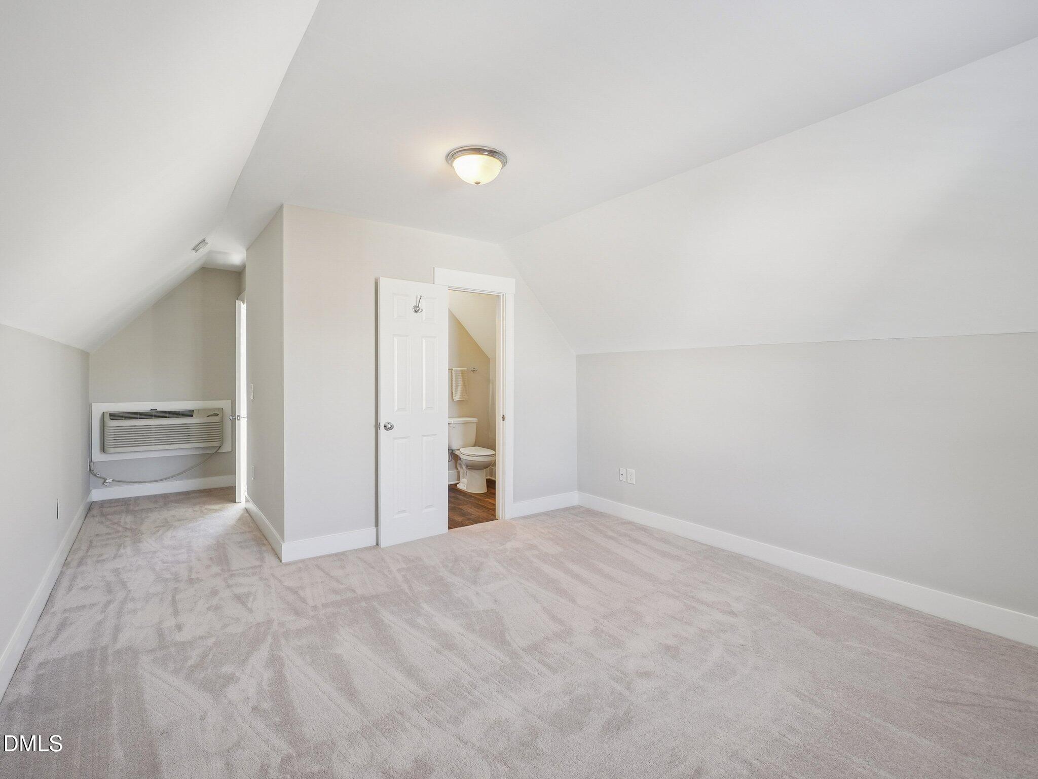 18 Monarch Trail Chapel Hill NC 27516