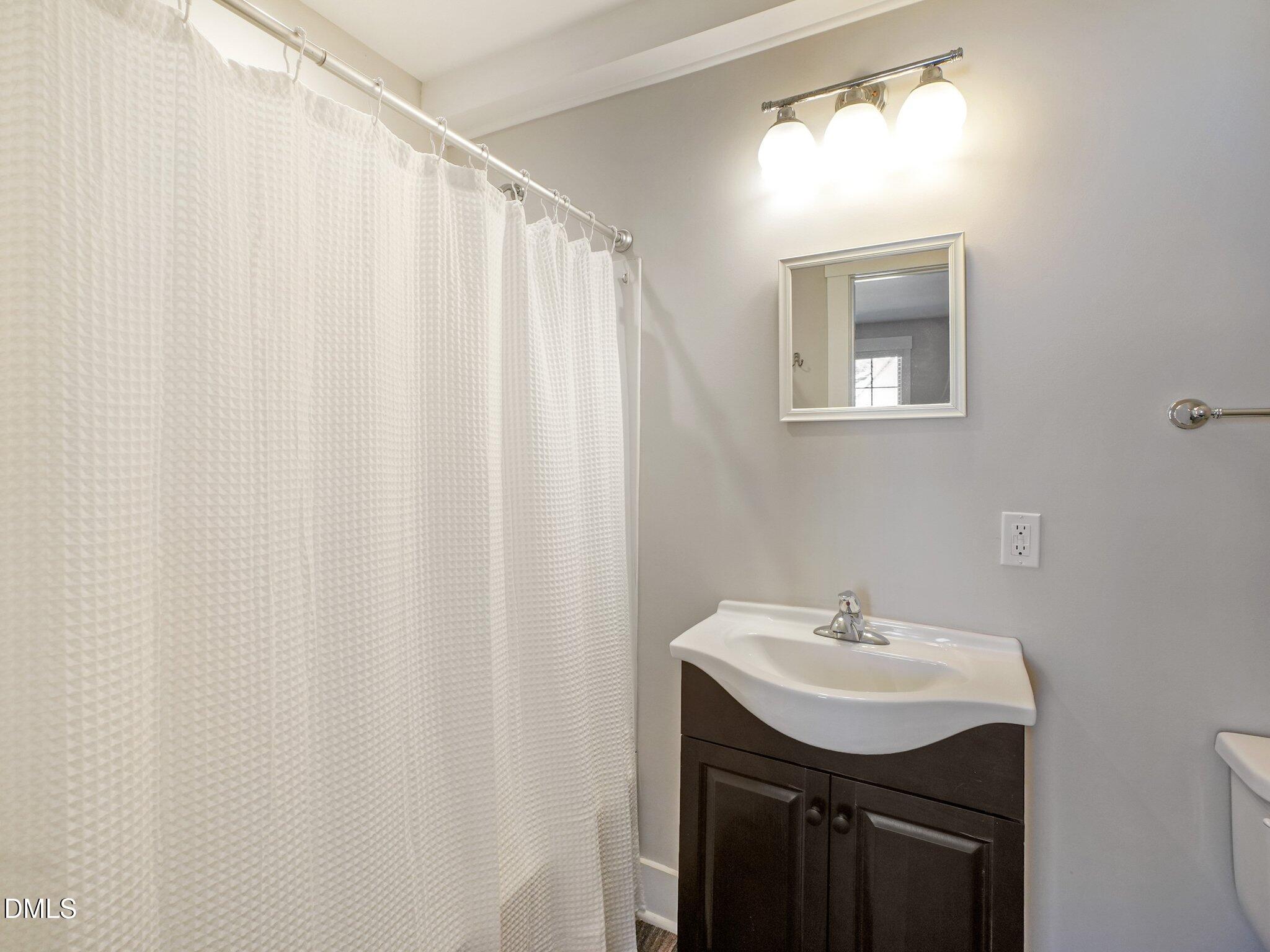 18 Monarch Trail Chapel Hill NC 27516