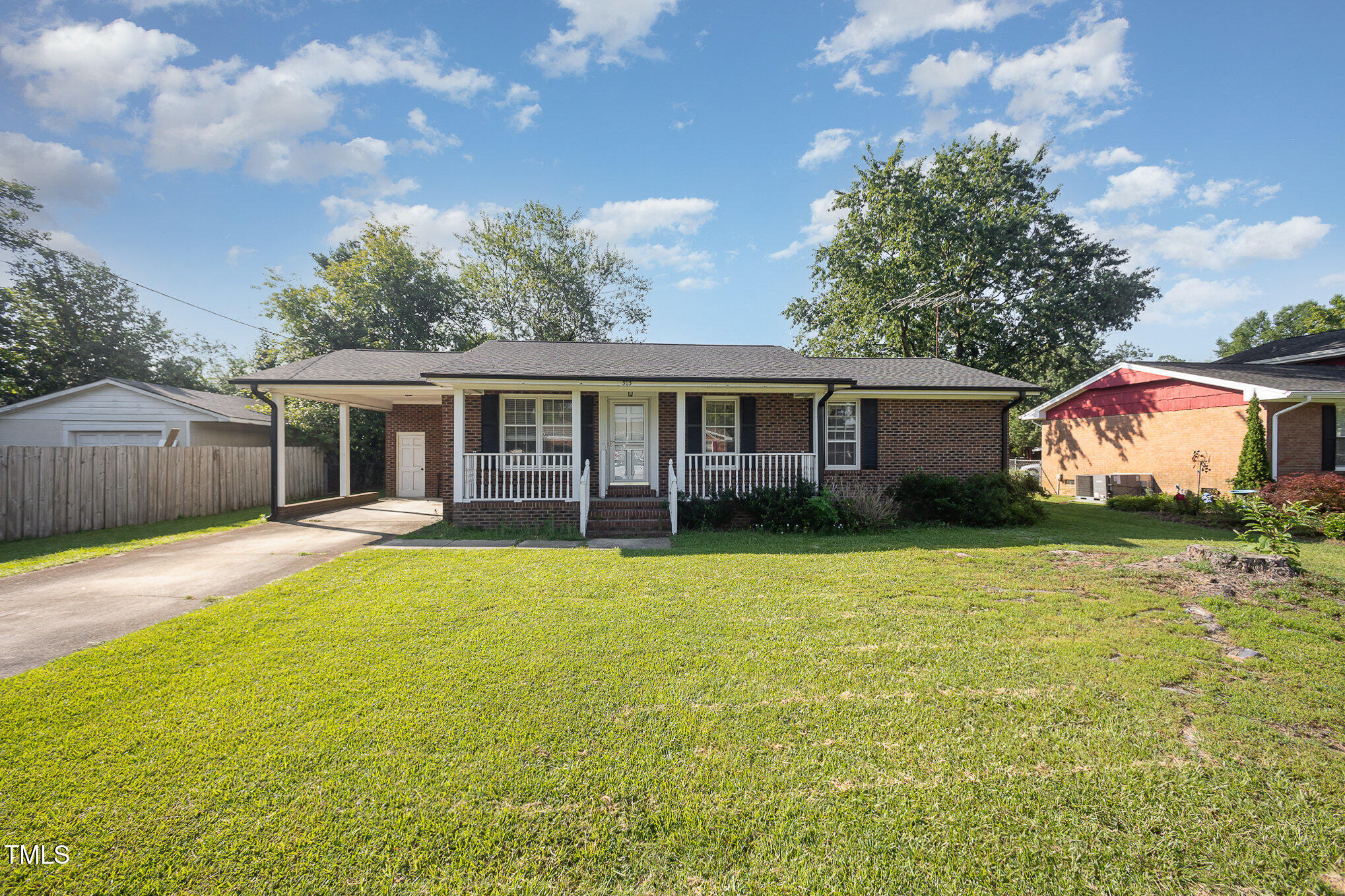 303 Wren Lane Clayton NC 27520